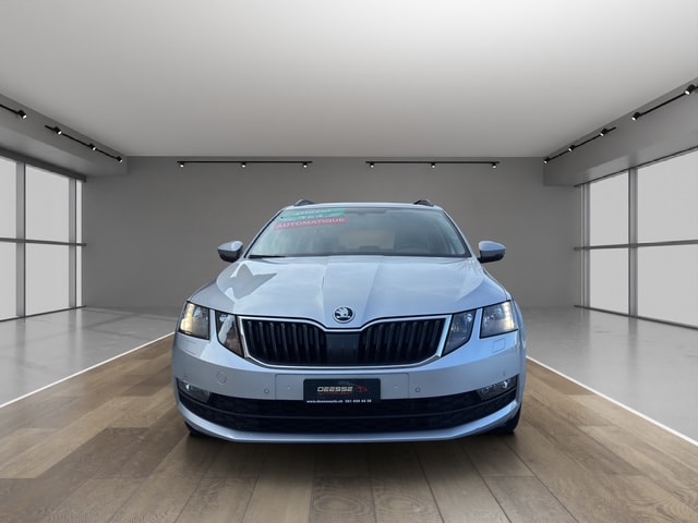 SKODA Octavia Combi 2.0 TDI Ambition 4x4 DSG-image-2