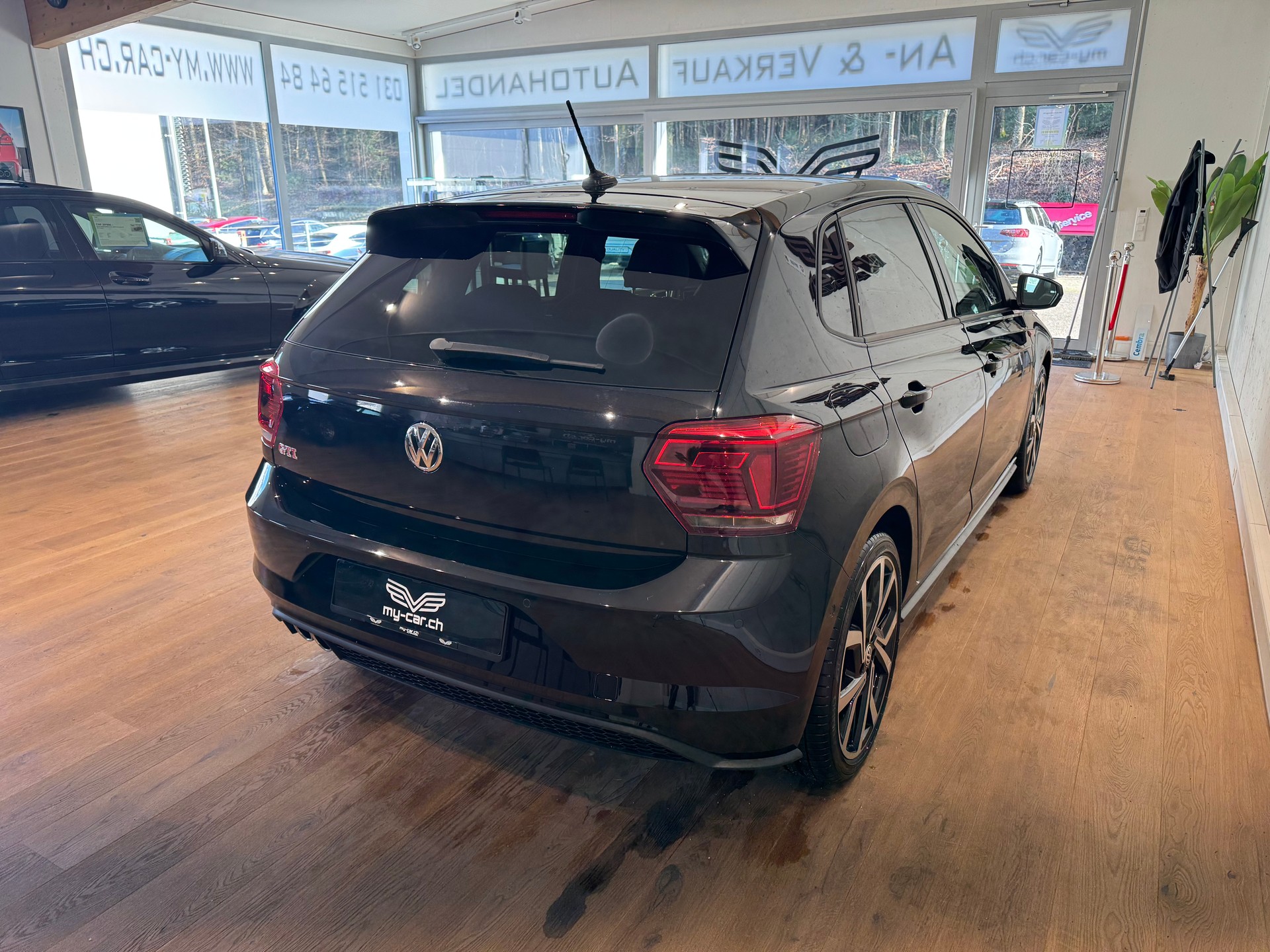 VW Polo 2.0 TSI GTI DSG || PANORAMA || ACC TEMPOMAT || RÜCKFAHRKAMERA || APPLE CARPLAY-image-12