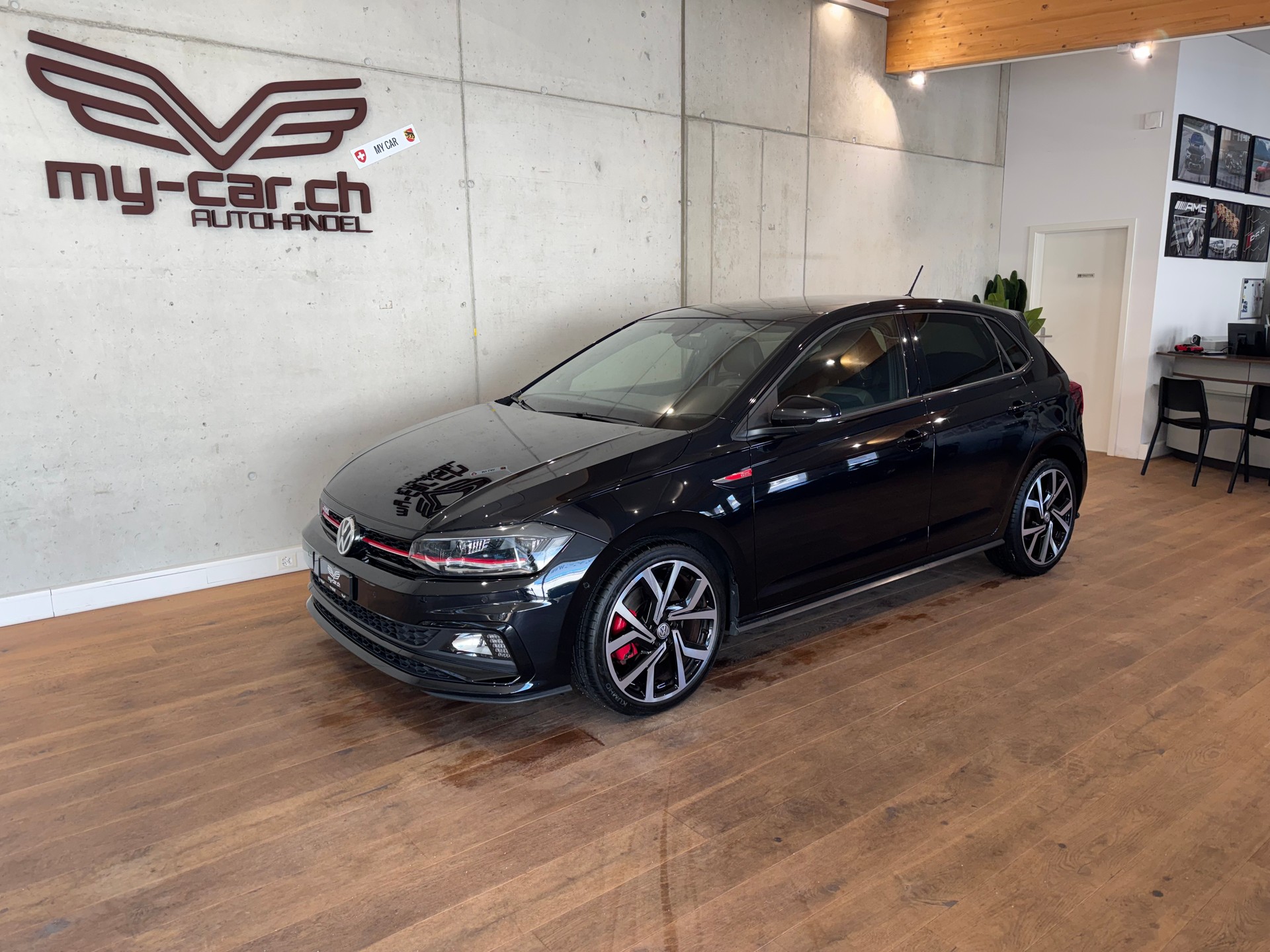 VW Polo 2.0 TSI GTI DSG || PANORAMA || ACC TEMPOMAT || RÜCKFAHRKAMERA || APPLE CARPLAY-image-2