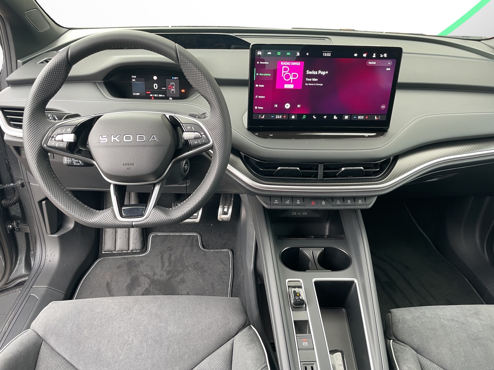 SKODA Elroq 85 Sportline-image-8