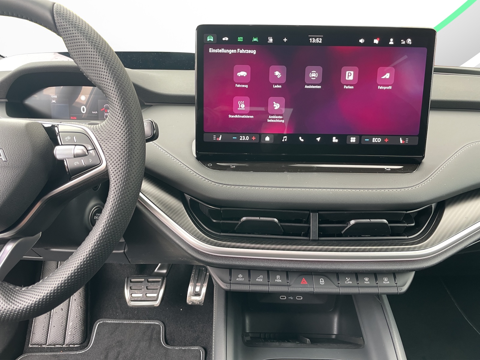 SKODA Elroq 85 Sportline-image-9