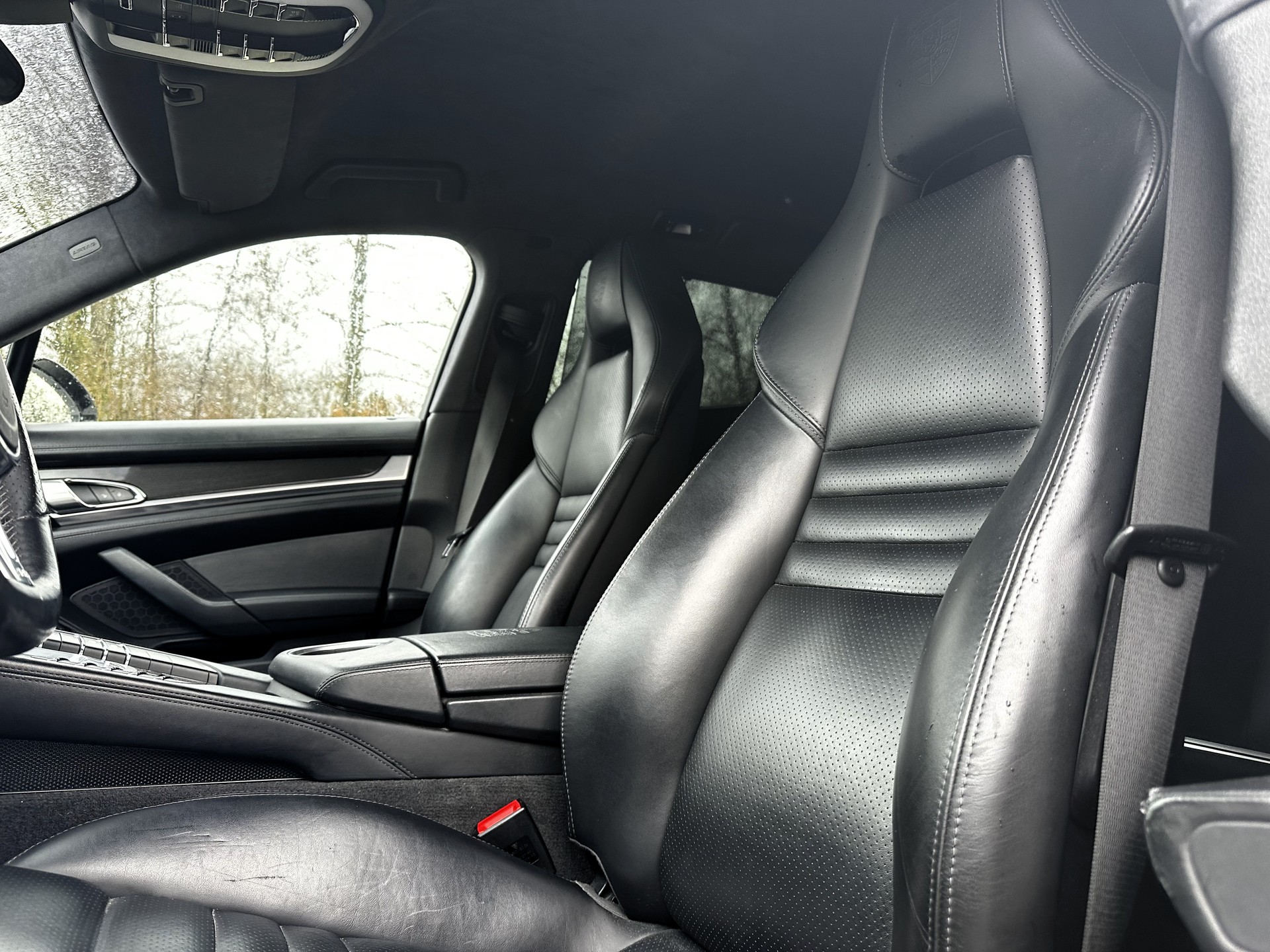 PORSCHE Panamera GTS 4.8 PDK-image-7
