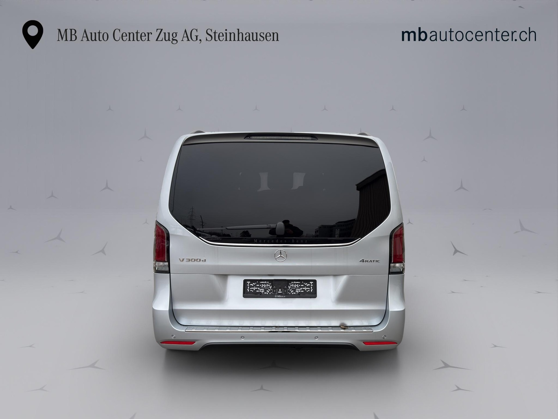 MERCEDES-BENZ V 300 d Swiss Ed. lang 4matic Van-image-4