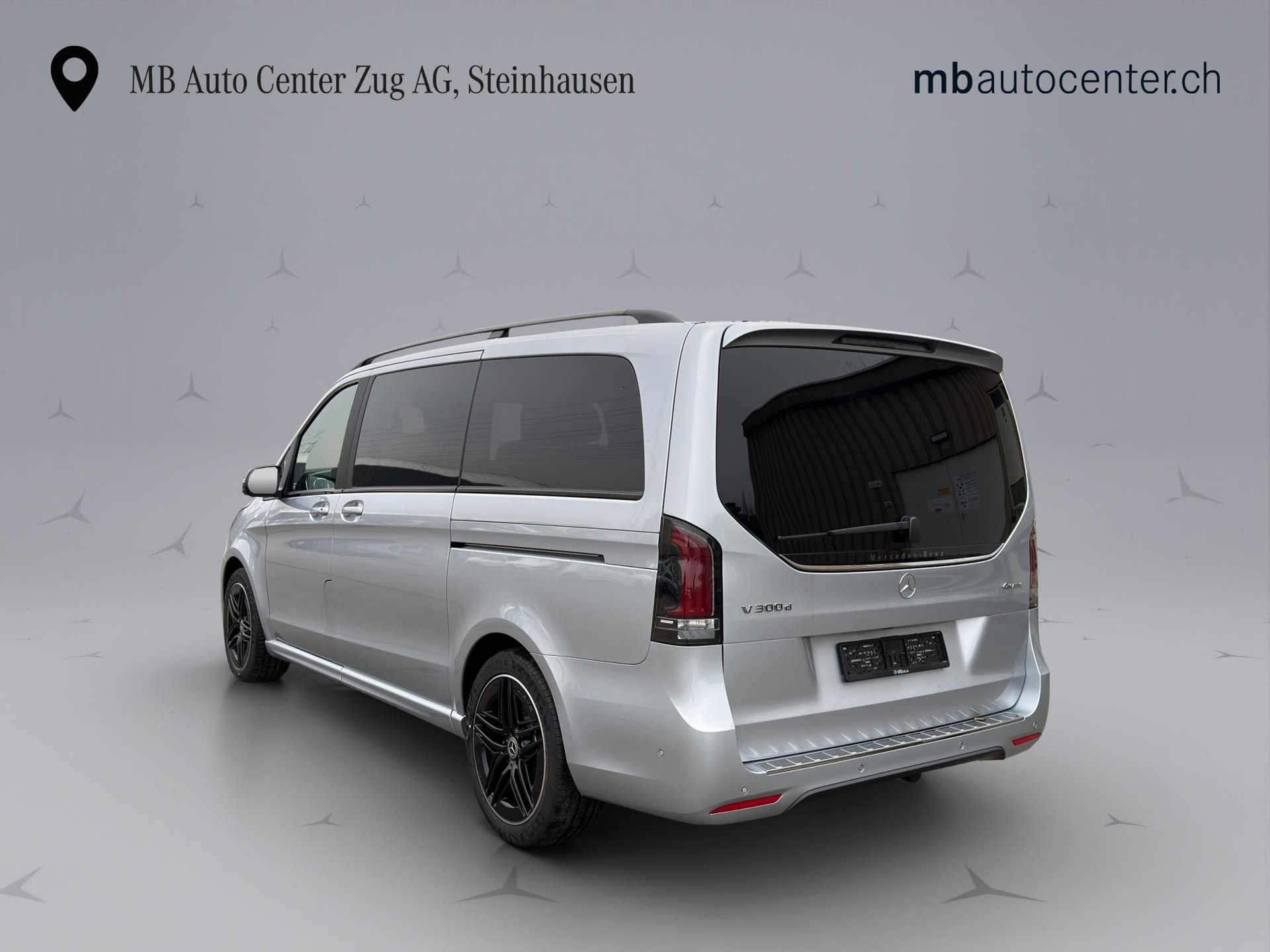MERCEDES-BENZ V 300 d Swiss Ed. lang 4matic Van-image-3
