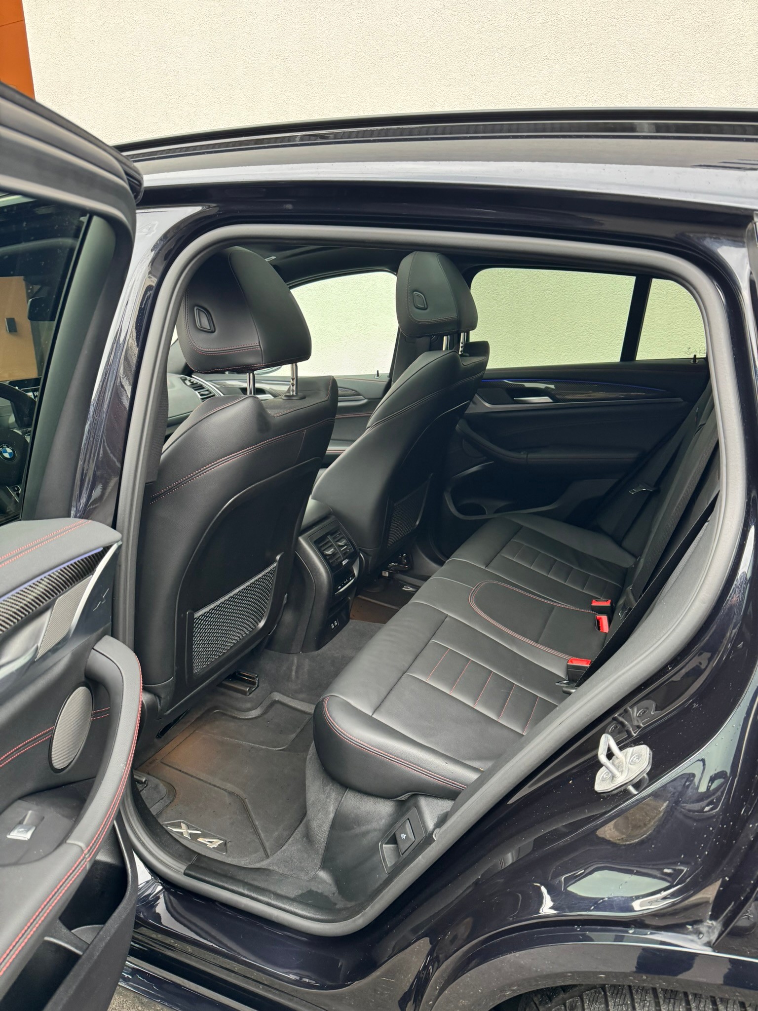 BMW X4 xDrive 48V M40d Steptronic-image-8