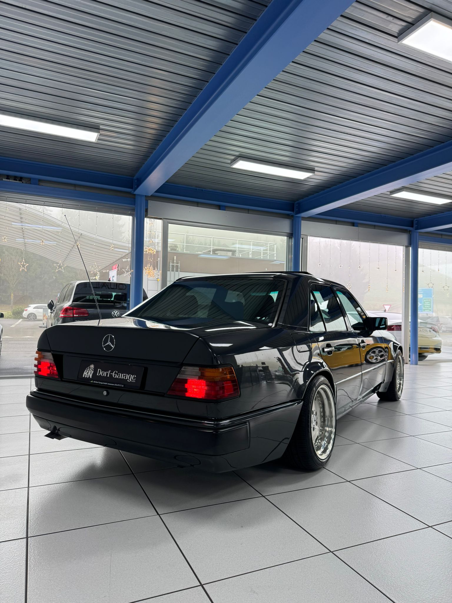 MERCEDES-BENZ 500 E Automatic-image-2