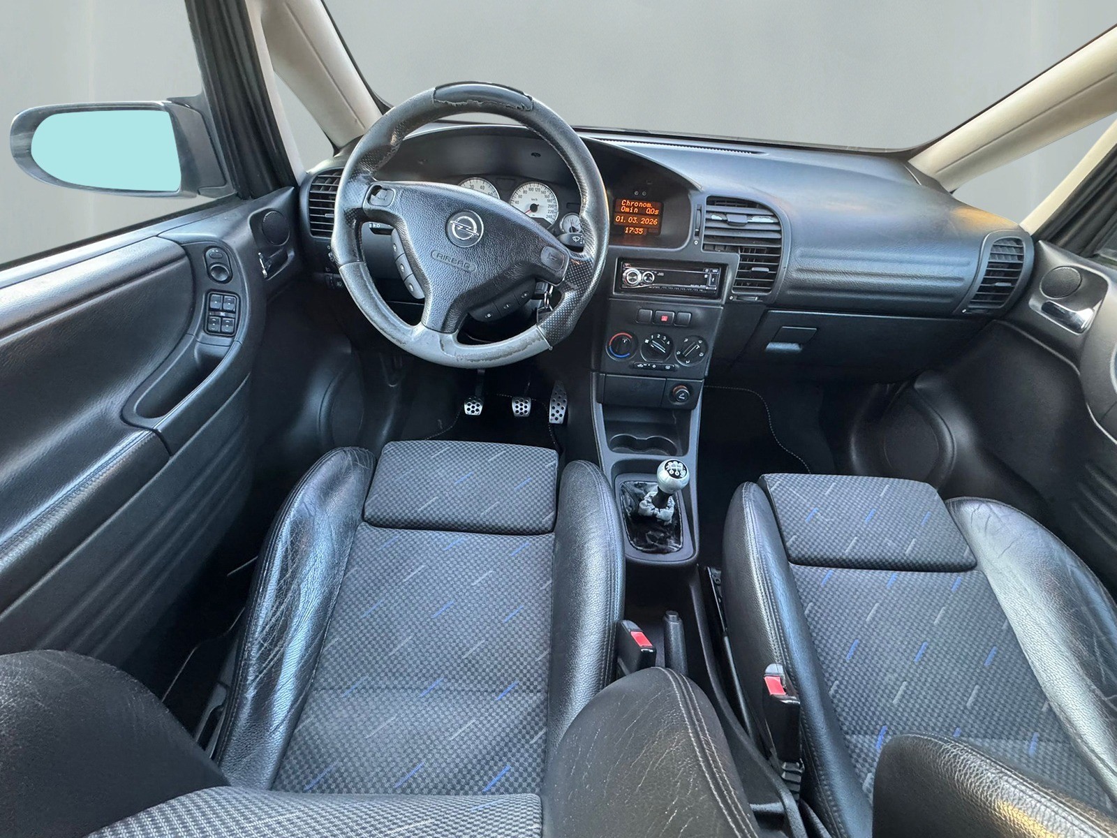 OPEL Zafira 2.0i Turbo OPC-image-10