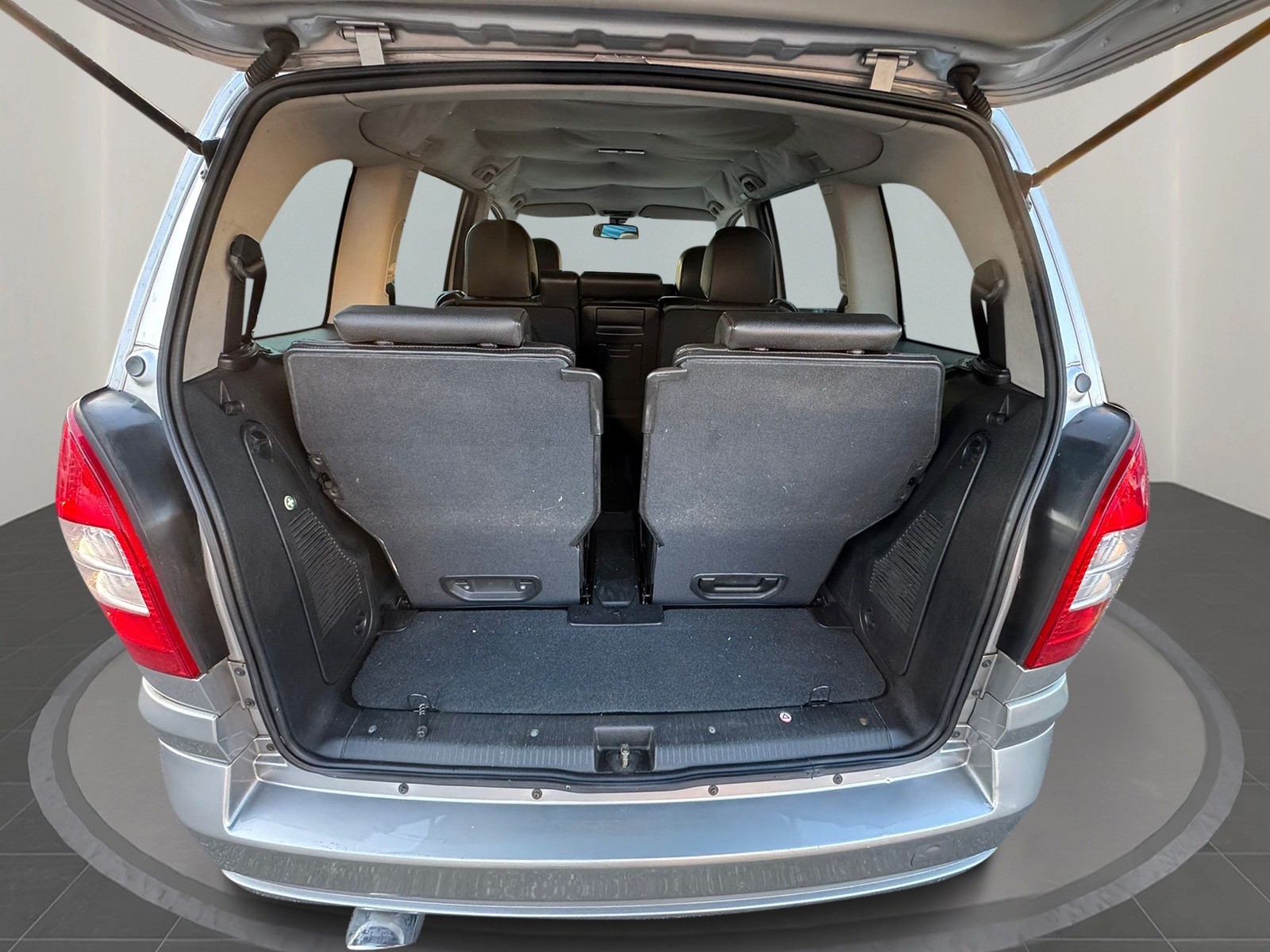 OPEL Zafira 2.0i Turbo OPC-image-4