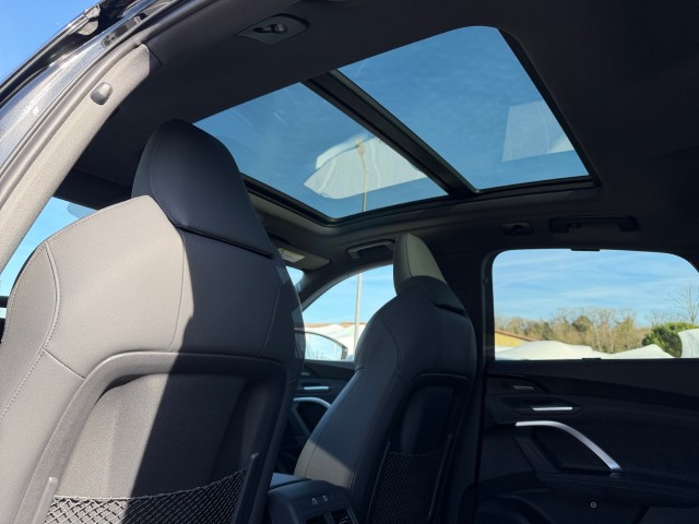 AUDI Q5 Sportback TDI quattro 150 kW S-tronic-image-22