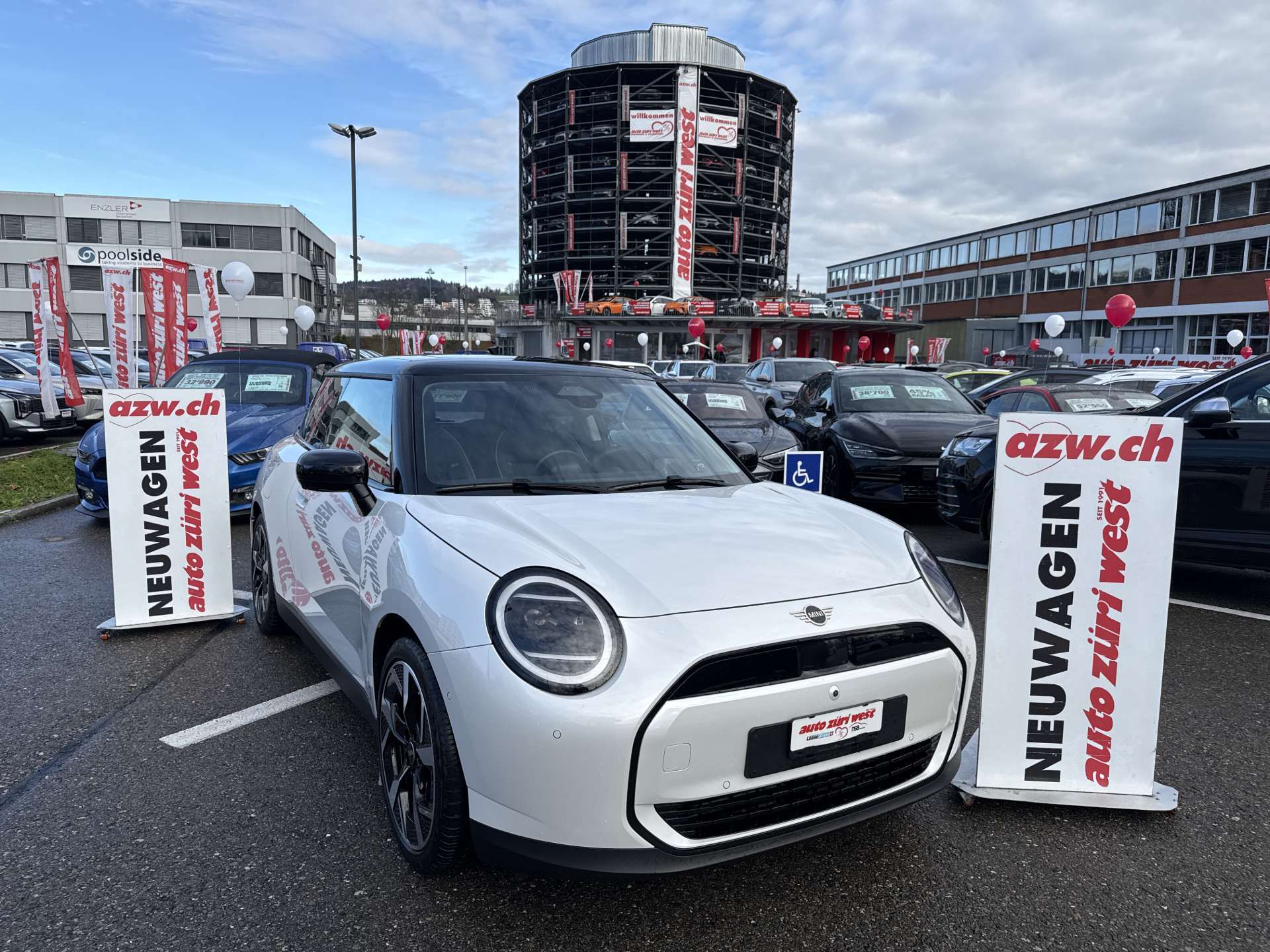 MINI Cooper E Automat 36.8 kWh-image-0