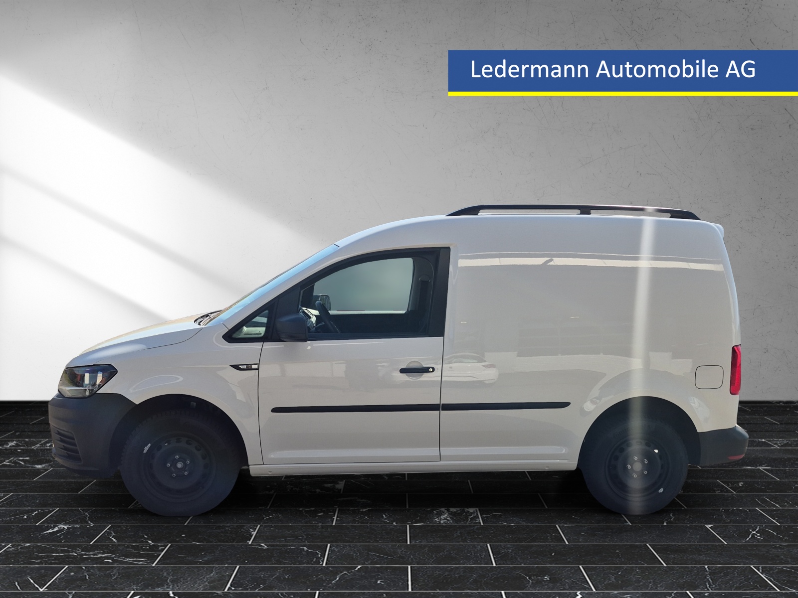 VW Caddy 2.0TDI BlueMotion Technology-image-1