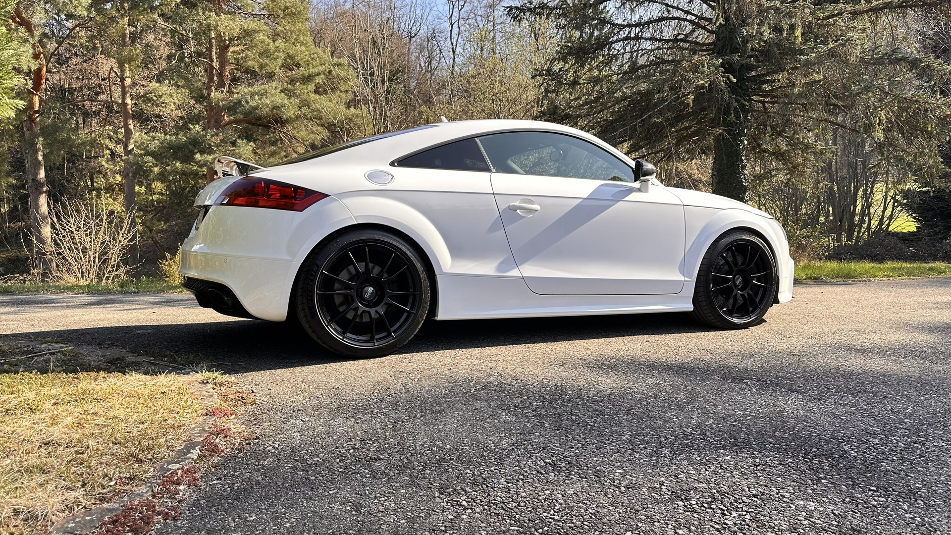 AUDI TT RS plus Coupé 2.5 TFSI quattro S-tronic-image-1