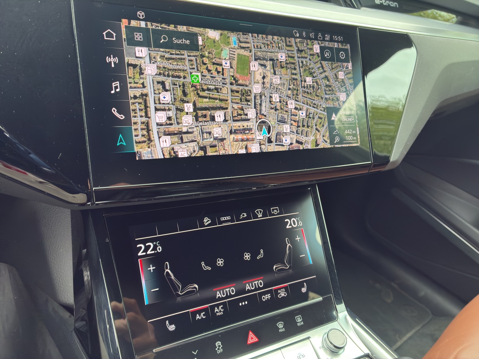 AUDI e-tron 55 S Line Black Edition quattro-image-15