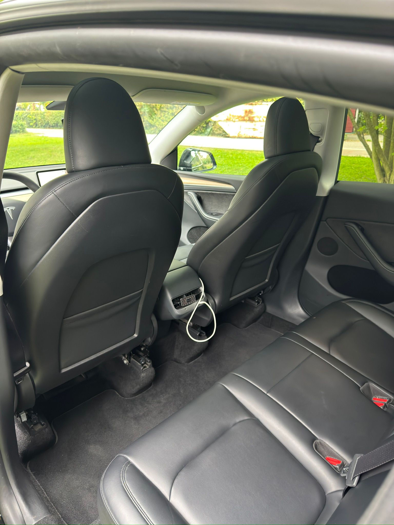 TESLA MODEL Y-image-3