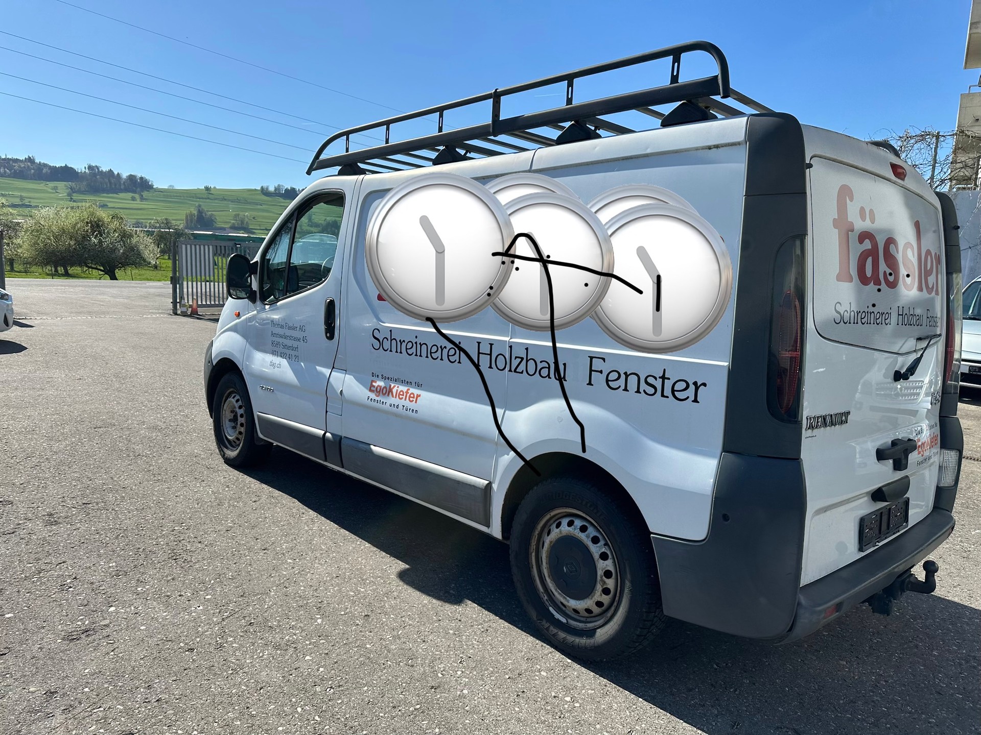 RENAULT Trafic 1.9 dCi 100 2.9t-image-2