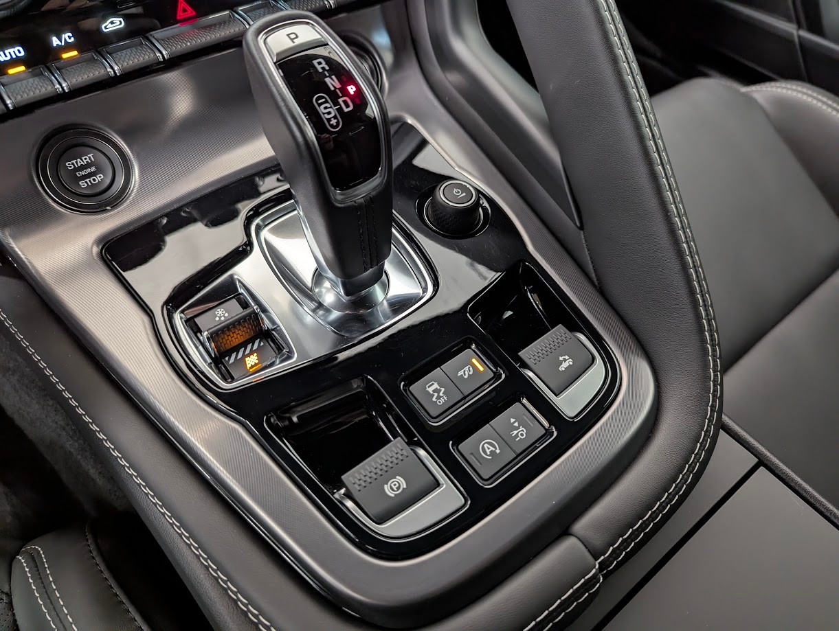 JAGUAR F-Type Convertible 5.0 V8 R75 AWD*LIMITIERTES SONDERMODELL 5J GAR PIXEL-LED CAM MERIDIAN SITZKLIMA*-image-26