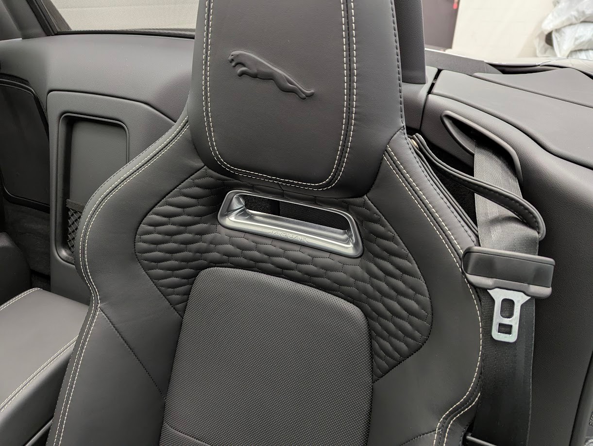 JAGUAR F-Type Convertible 5.0 V8 R75 AWD*LIMITIERTES SONDERMODELL 5J GAR PIXEL-LED CAM MERIDIAN SITZKLIMA*-image-6