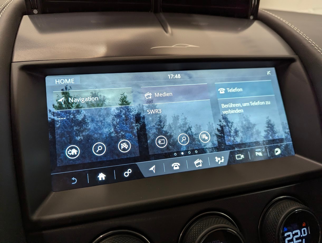 JAGUAR F-Type Convertible 5.0 V8 R75 AWD*LIMITIERTES SONDERMODELL 5J GAR PIXEL-LED CAM MERIDIAN SITZKLIMA*-image-16