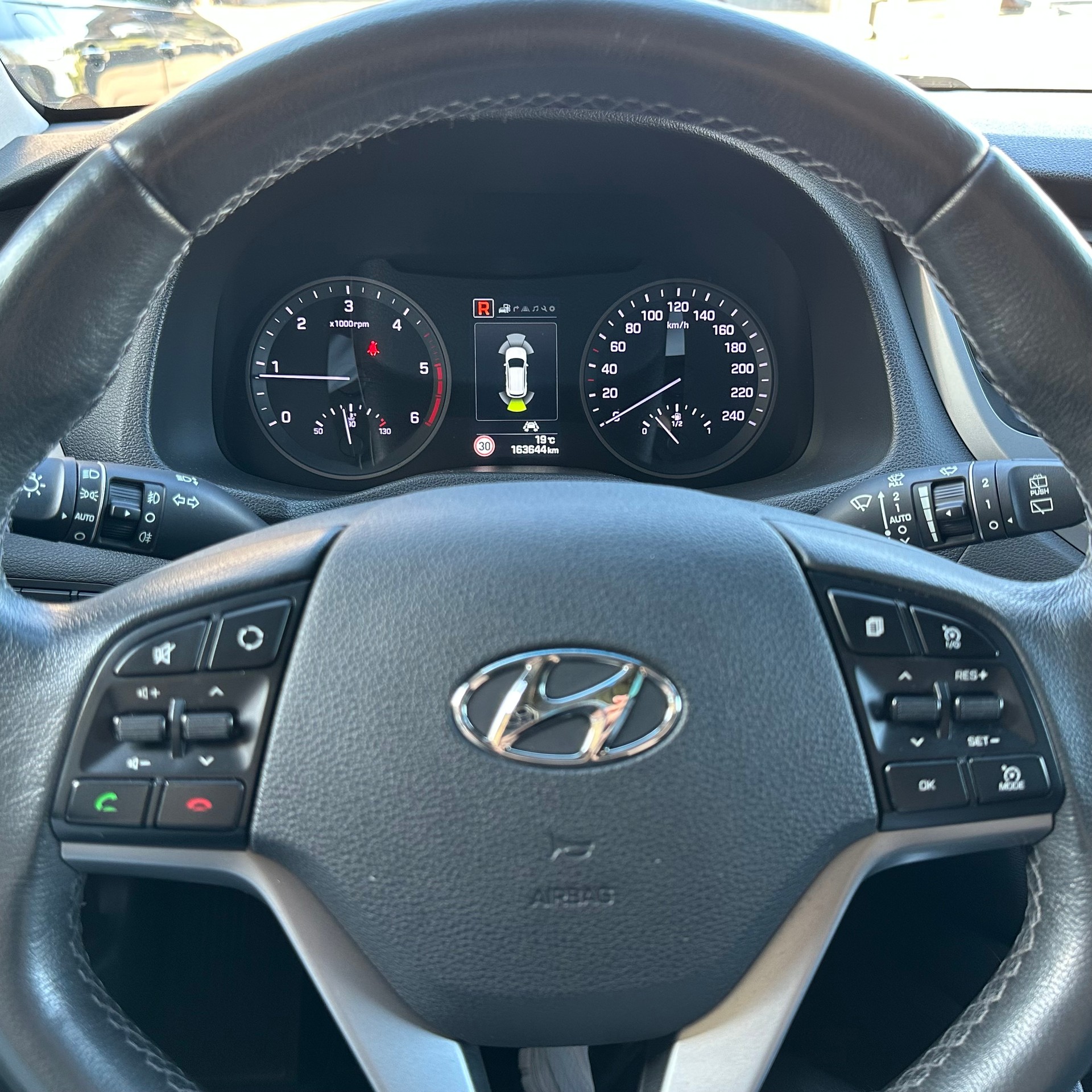 HYUNDAI Tucson 2.0 CRDI Vertex 4WD Automatic-image-12