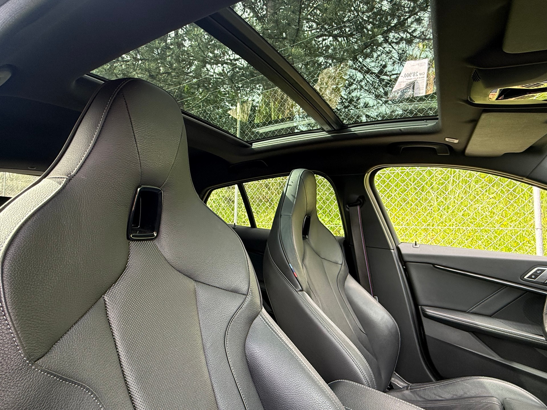 BMW M135i xDrive Steptronic-image-8
