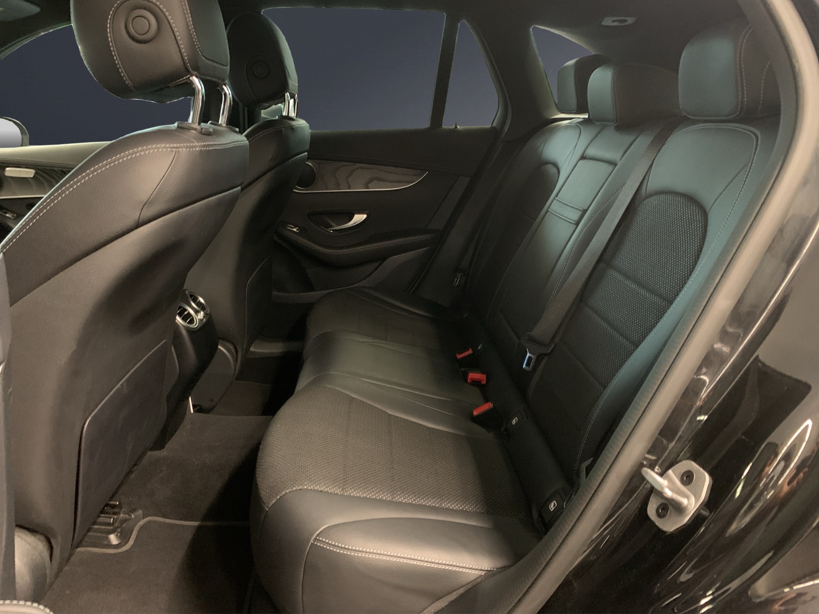 Image MERCEDES-BENZ GLC-200 GLC 200 4M Night Star