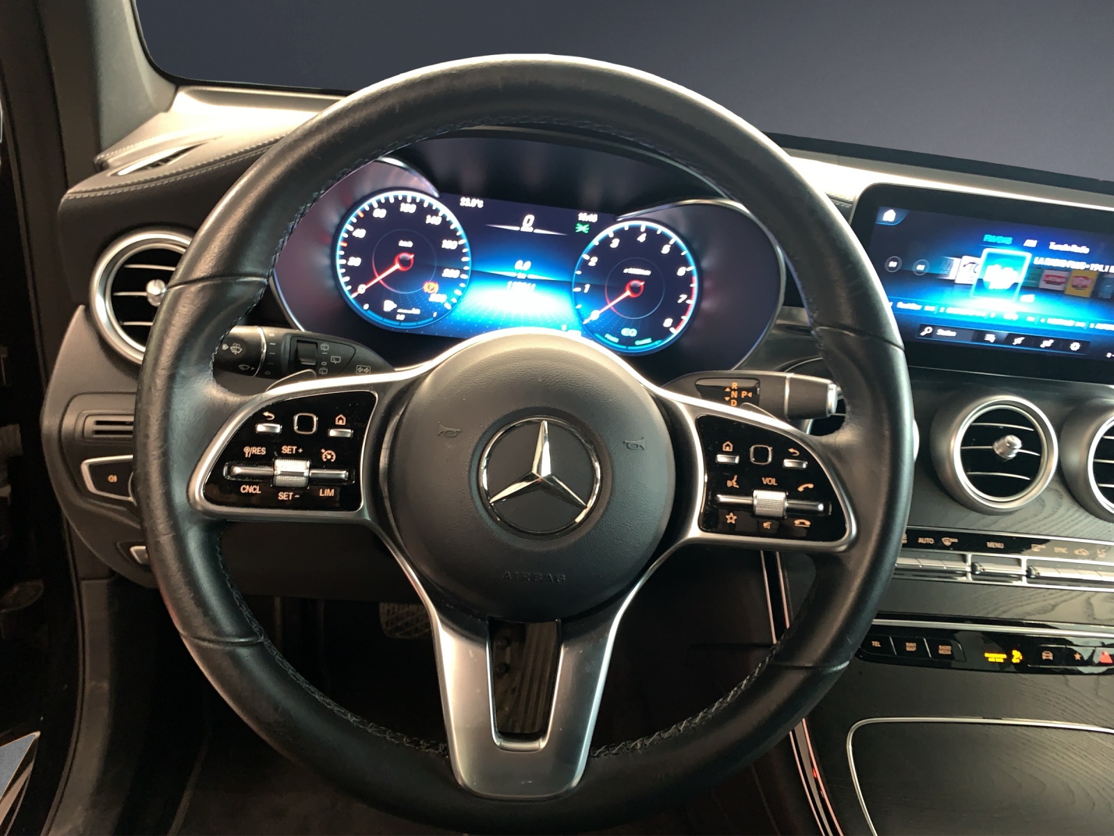 Image MERCEDES-BENZ GLC-200 GLC 200 4M Night Star