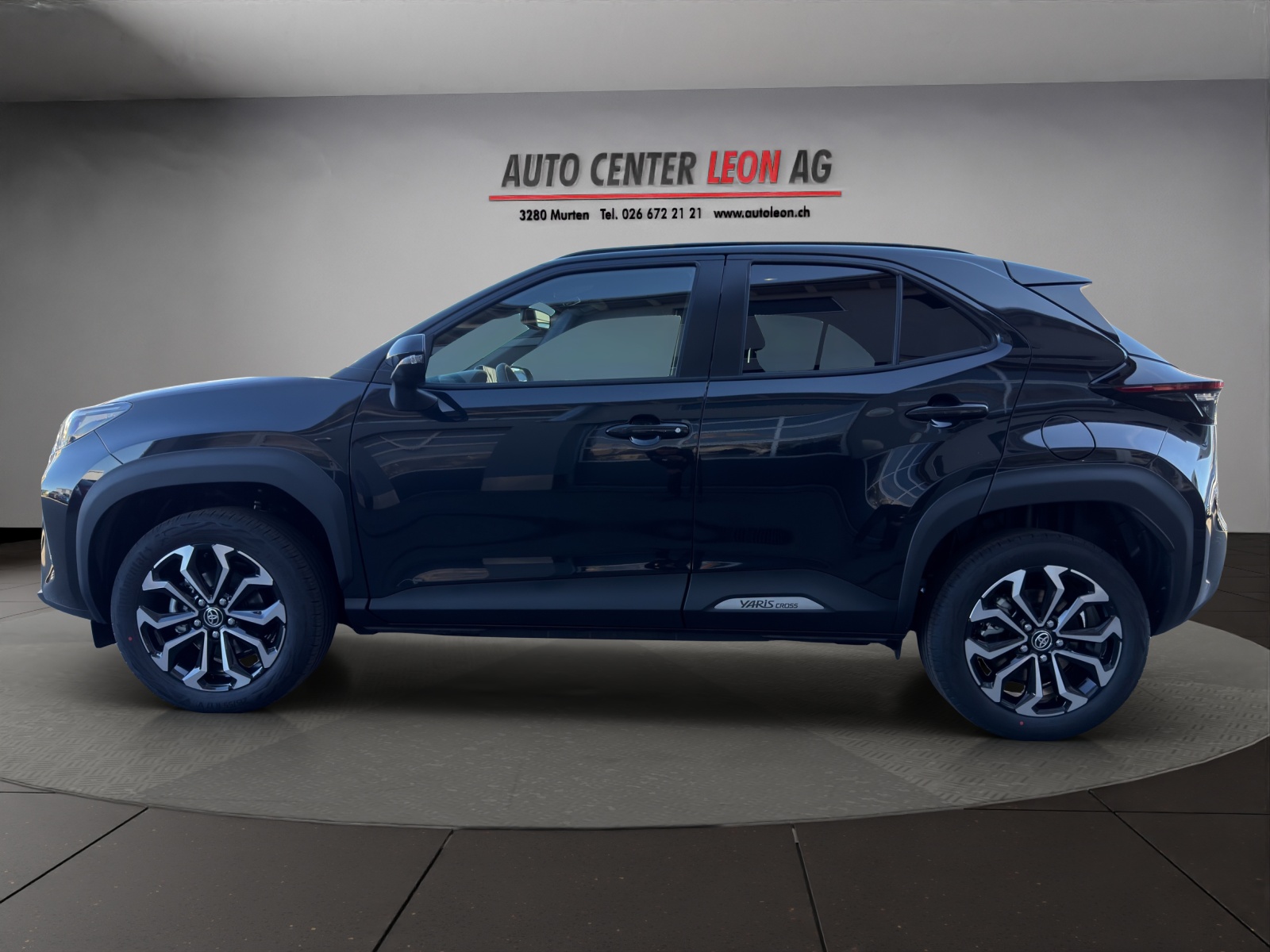 TOYOTA Yaris Cross 1.5 Active Drive e-CVT-image-2