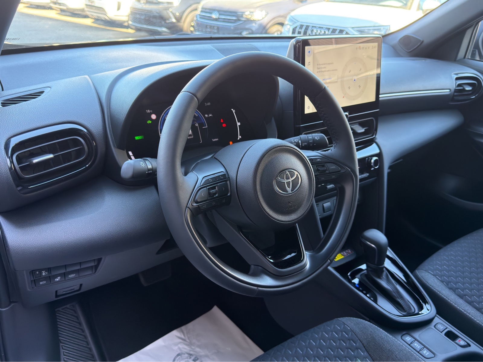 TOYOTA Yaris Cross 1.5 Active Drive e-CVT-image-25