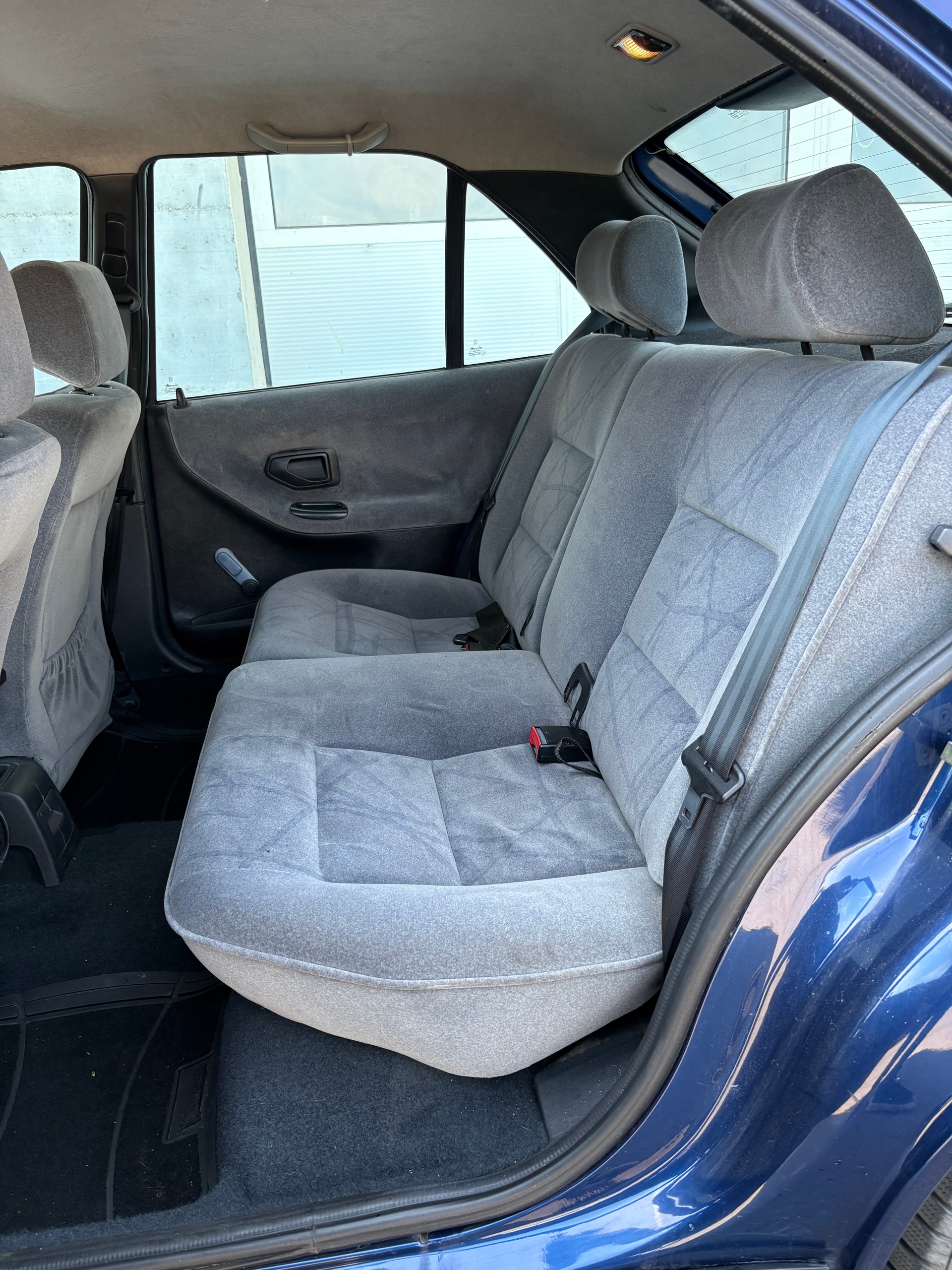 PEUGEOT 306 1.8 16V XT-image-8