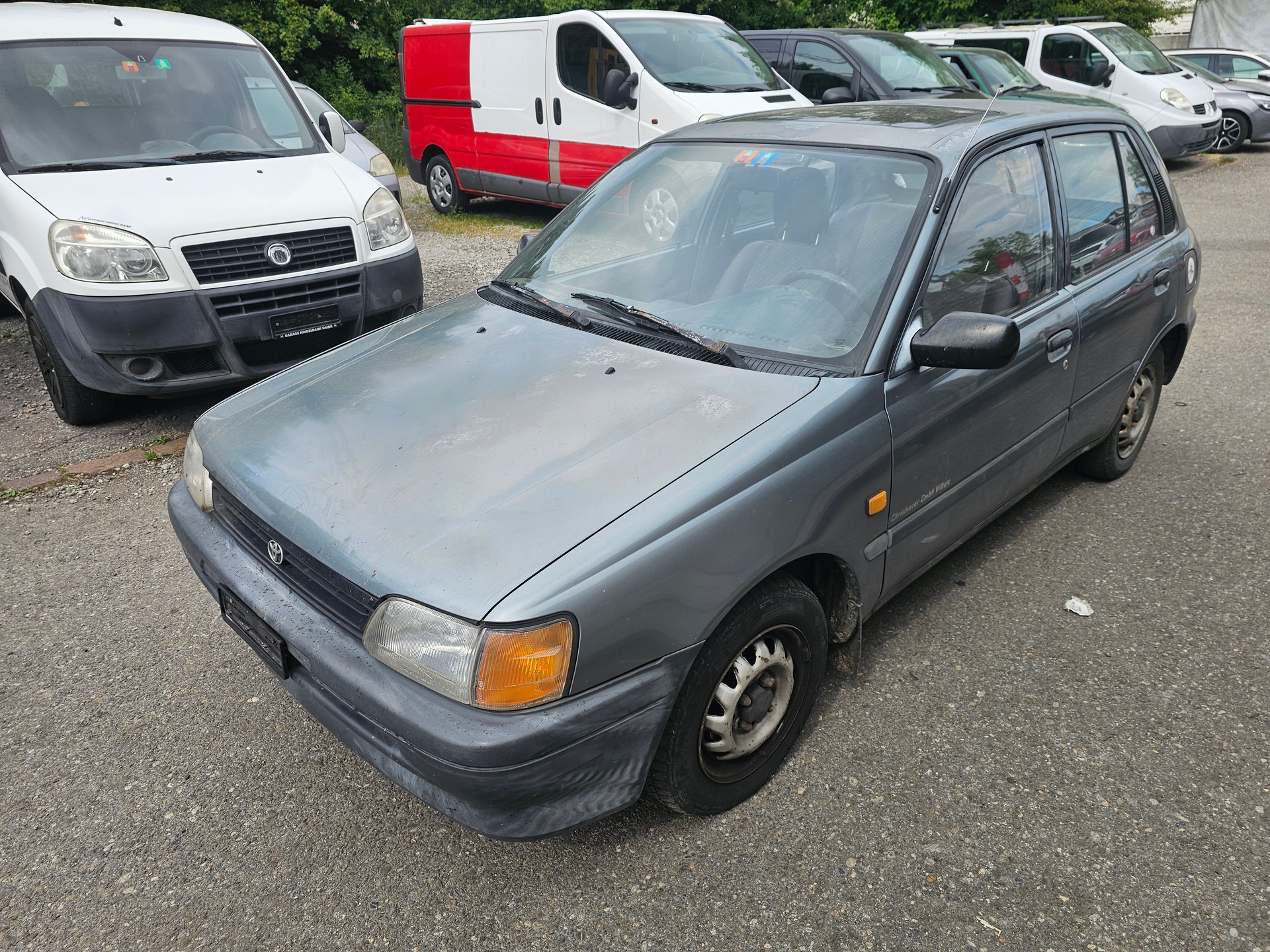 TOYOTA Starlet 1.3 XLi-image-0