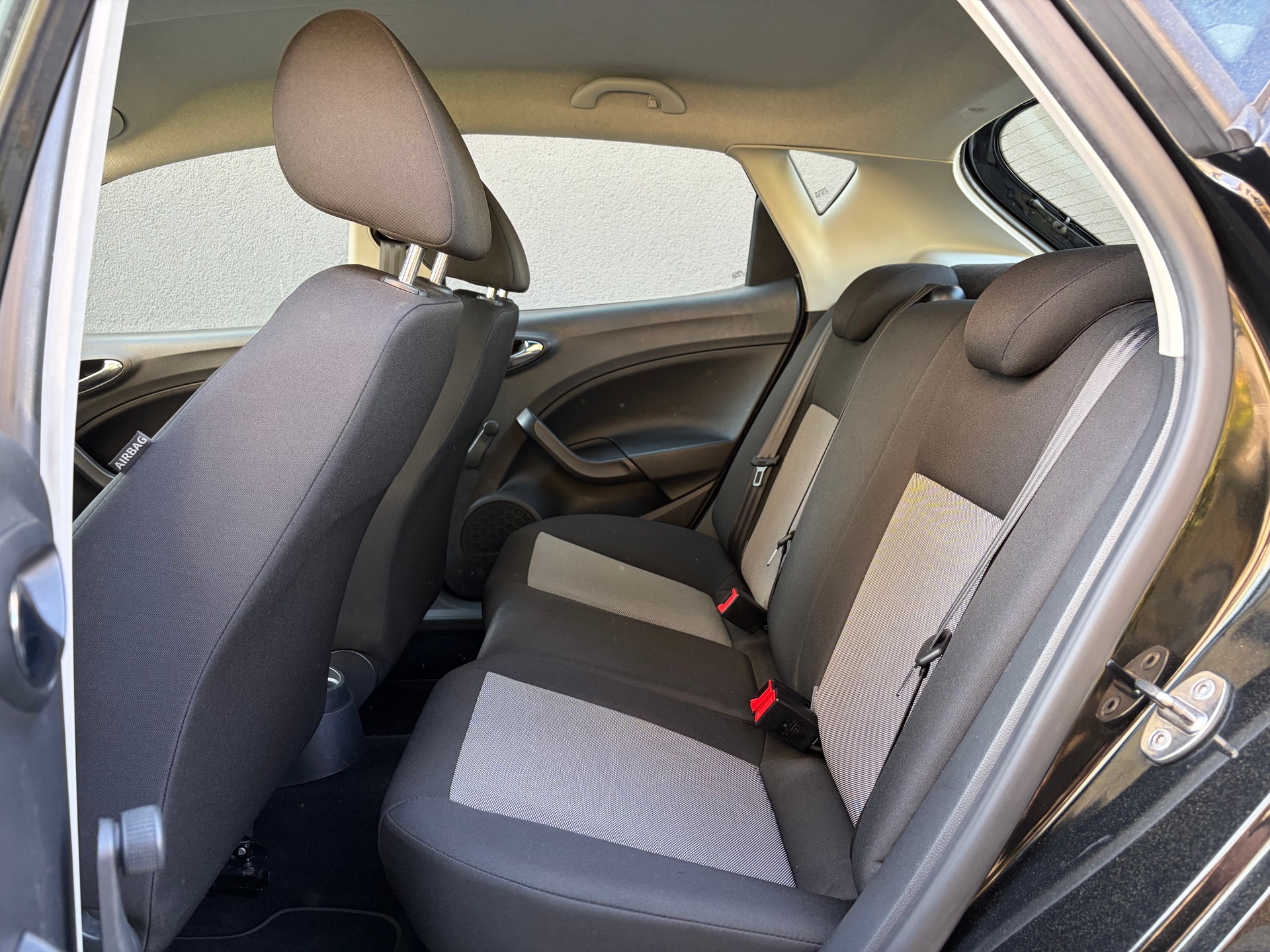 SEAT Ibiza 1.0 EcoTSI Reference-image-9