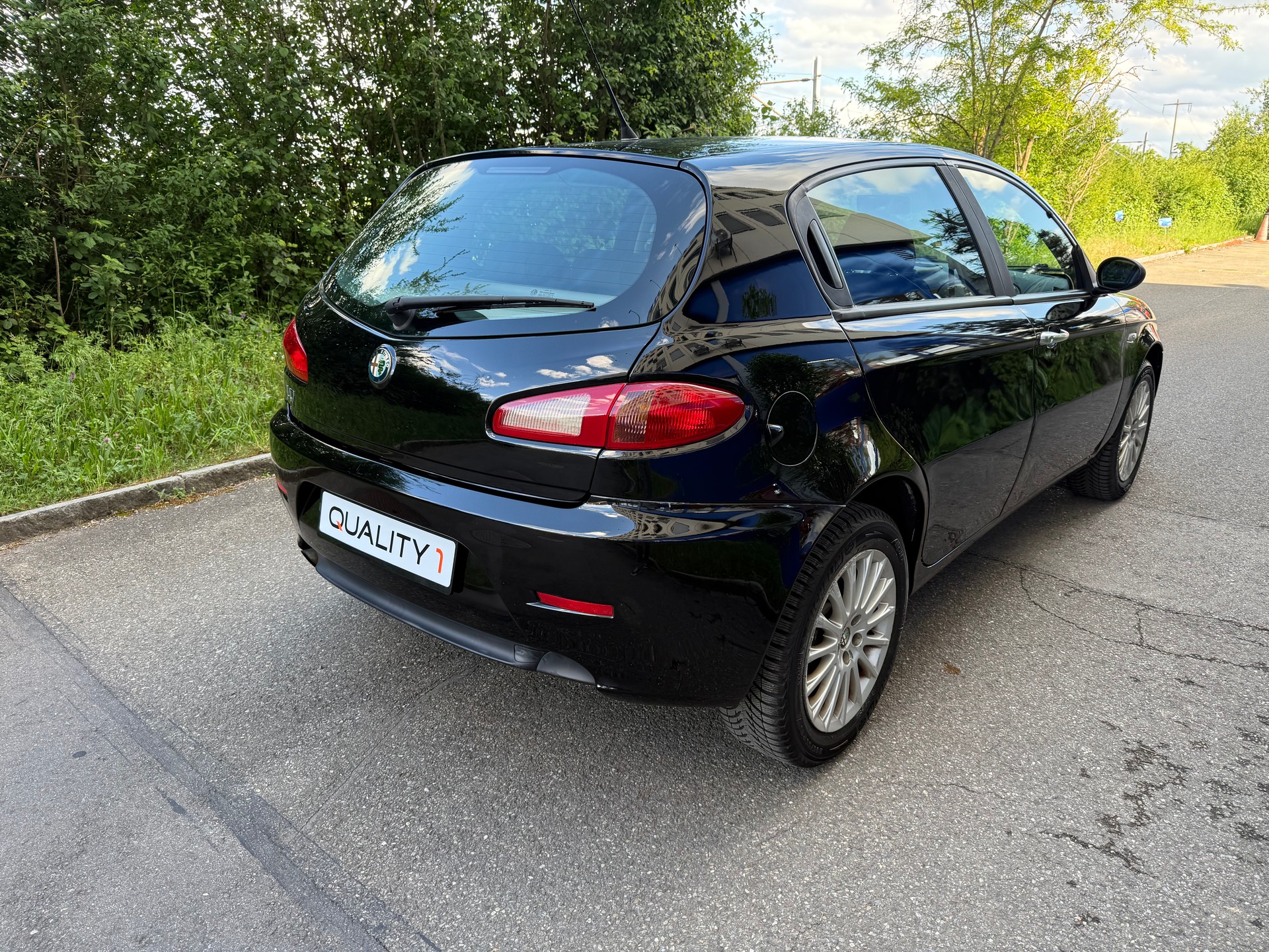 ALFA ROMEO 147 1.6 TS 16V Distinctive-image-4