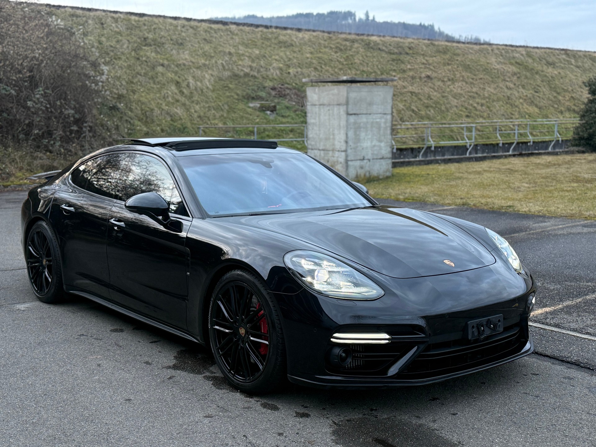 PORSCHE Panamera Turbo PDK