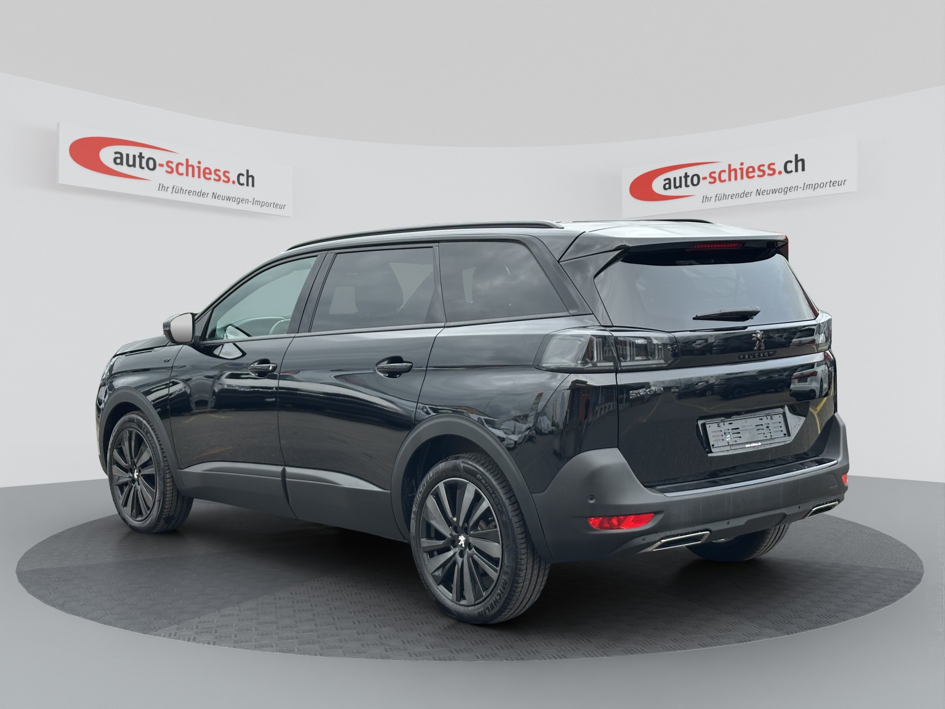 PEUGEOT 5008 1.2 Pure Tech GT 7Pl. EAT8-image-2
