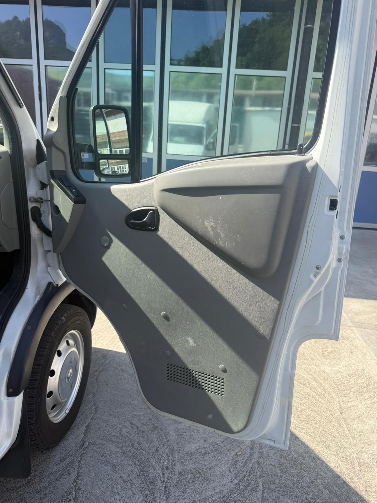 RENAULT T35-115 2.5 dCi CCL13U-image-24