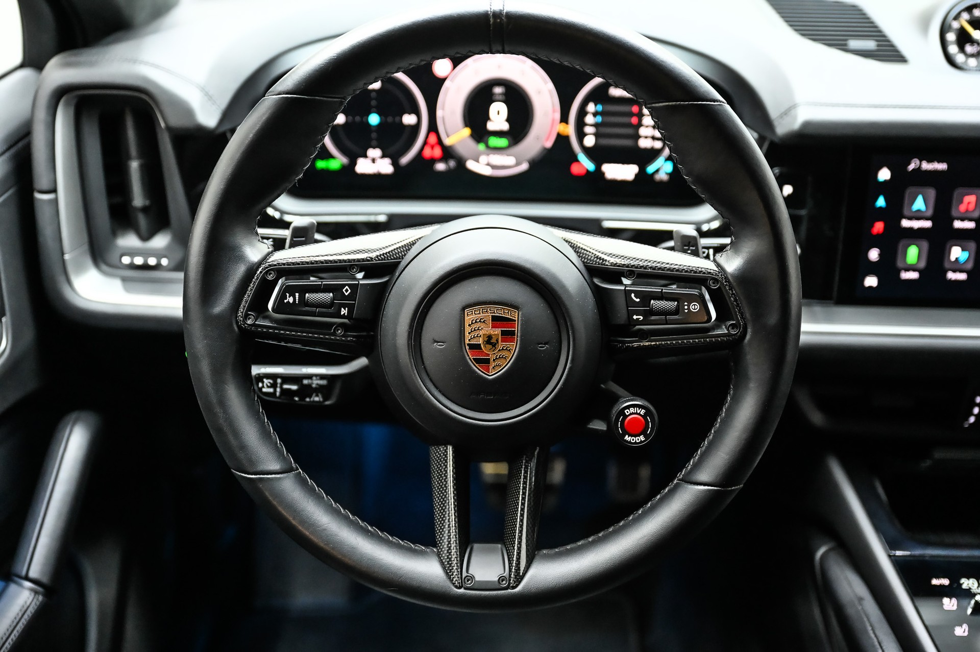 PORSCHE Cayenne Turbo E-Hybrid Coupé mit GT-Paket-image-31