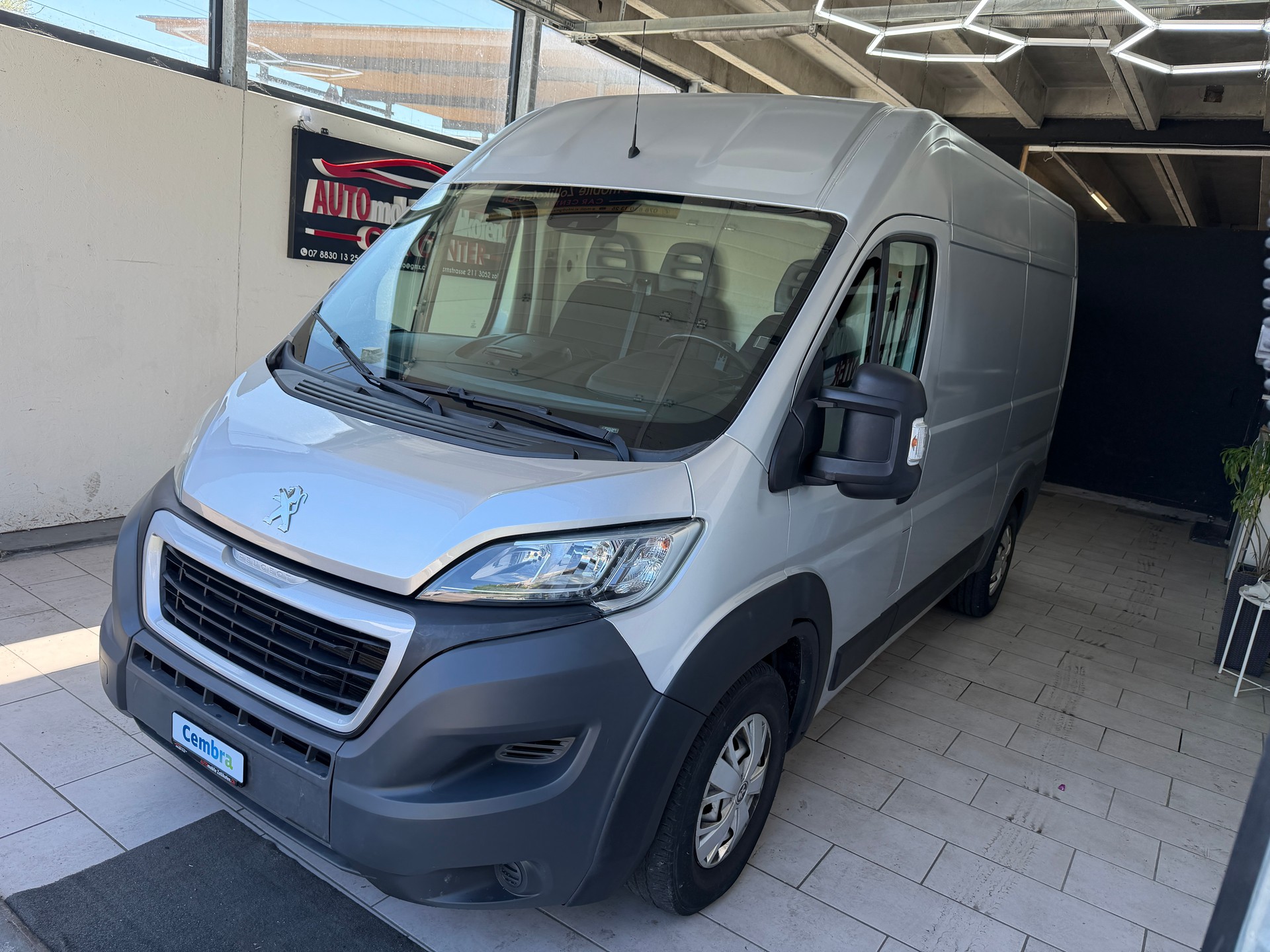PEUGEOT Boxer 2.2 HDI 435 Active L2H2-image-2