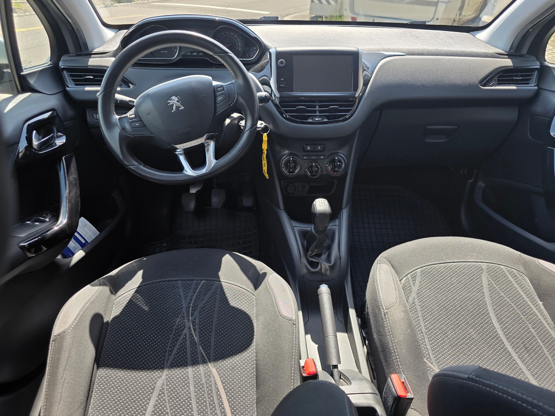 PEUGEOT 208 1.4PureTech Access Frisch ab mfk-image-4