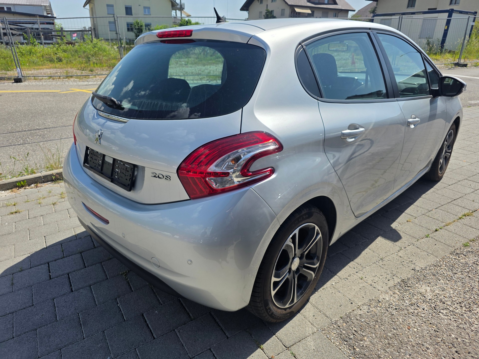 PEUGEOT 208 1.4PureTech Access Frisch ab mfk-image-7