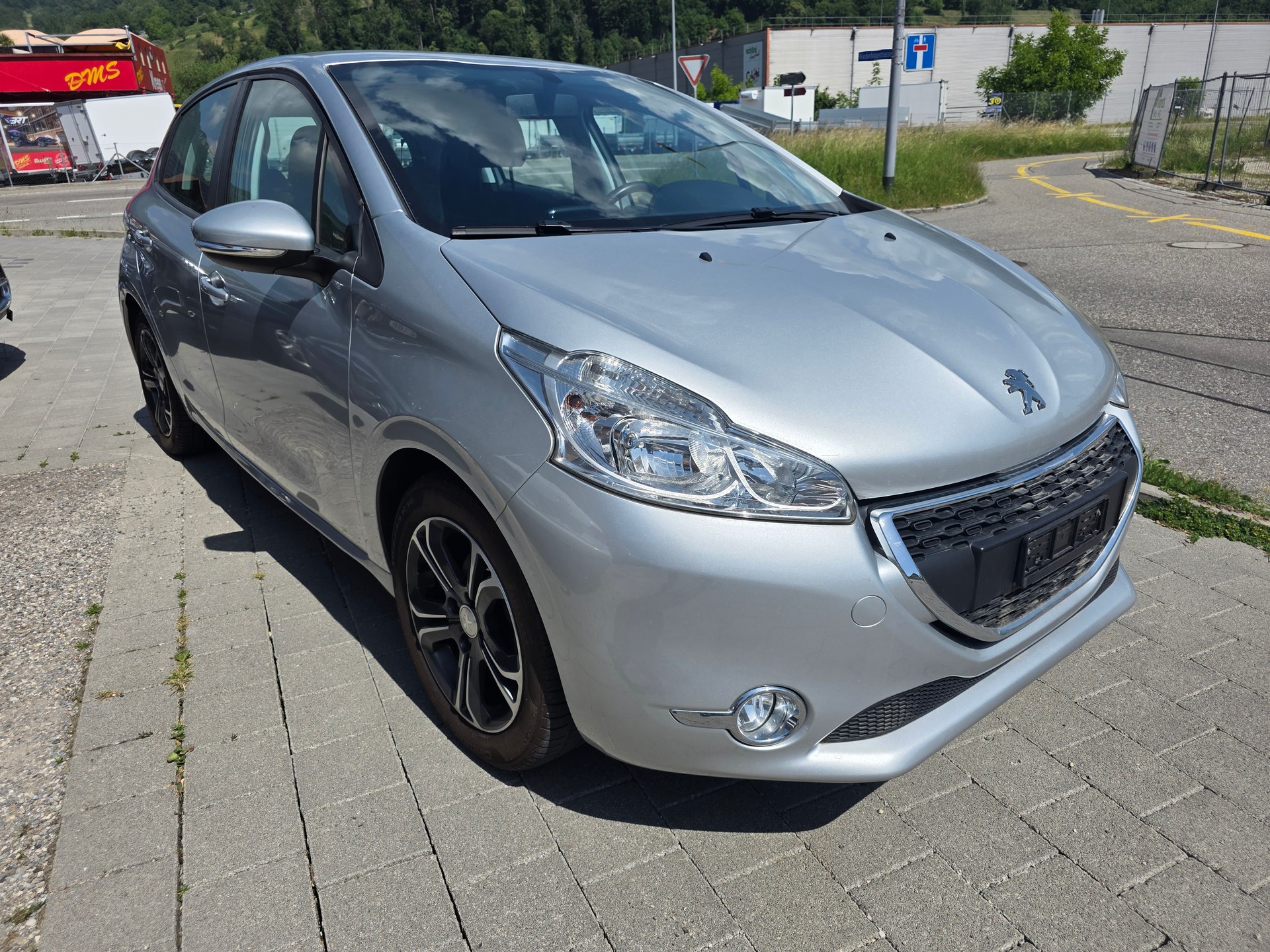 PEUGEOT 208 1.4PureTech Access Frisch ab mfk-image-2