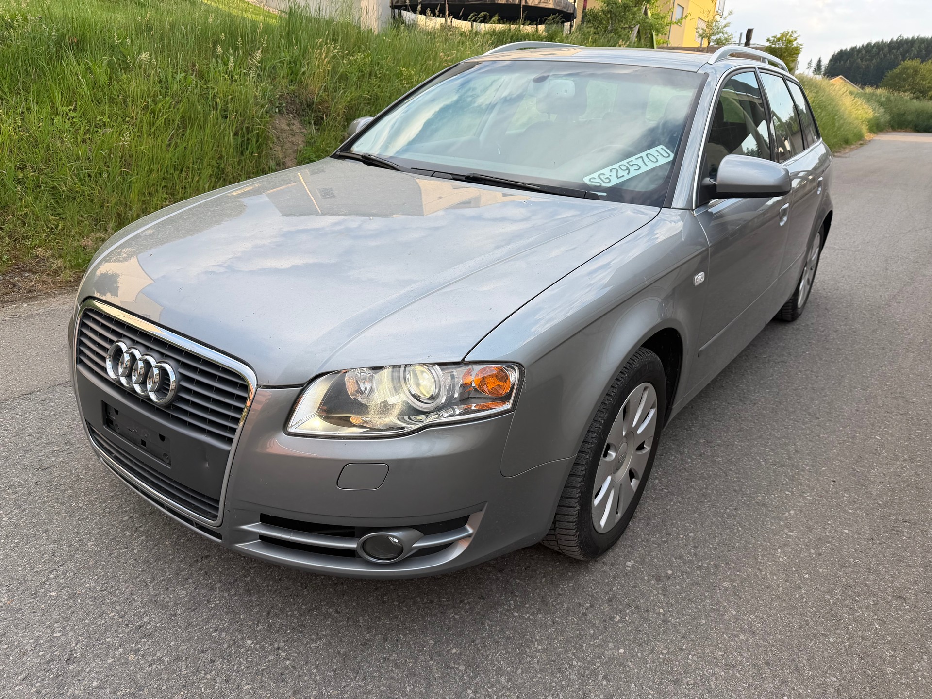 AUDI A4 Avant 2.0 TDI-image-0