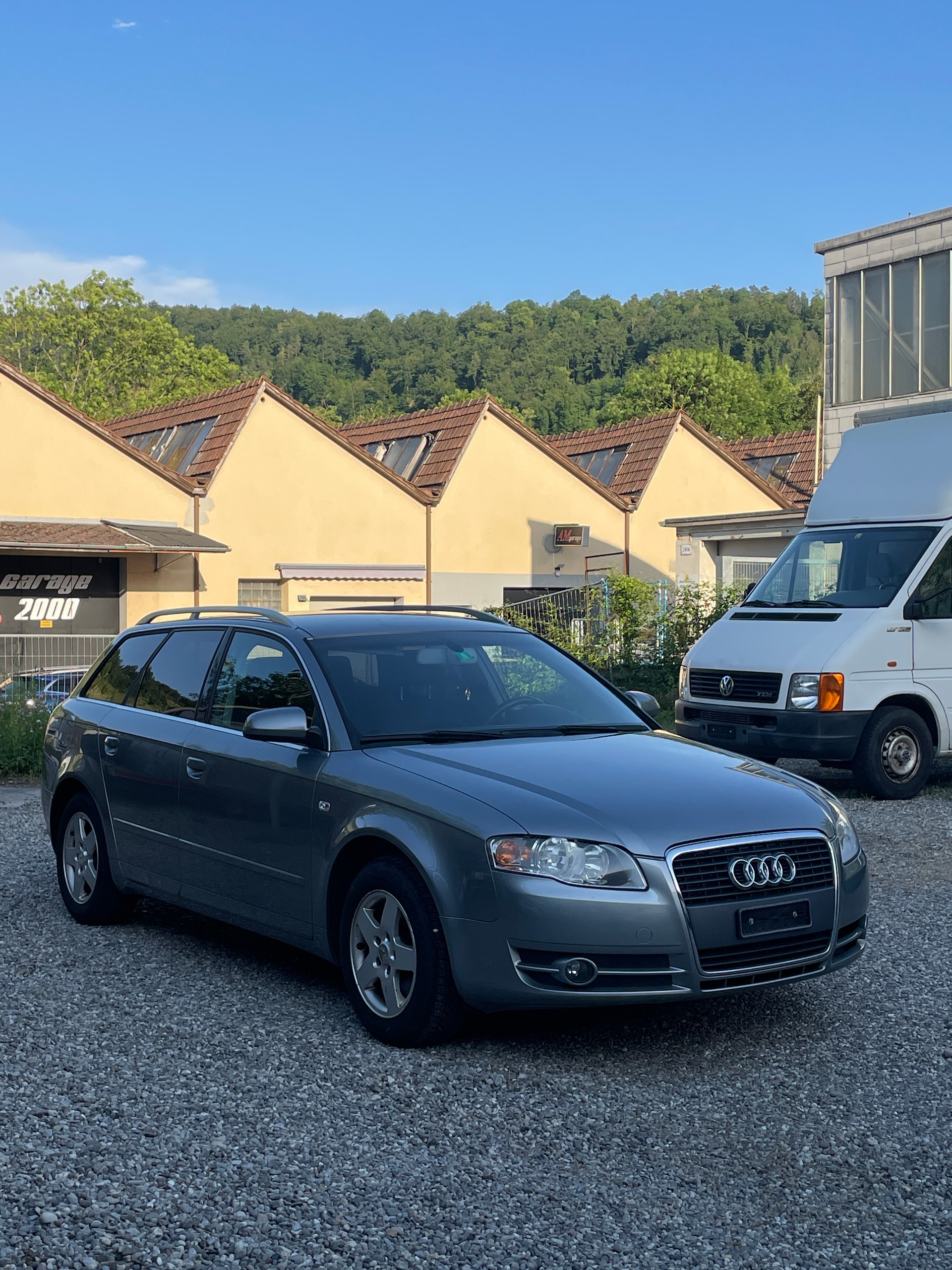 AUDI A4 Avant 1.9 TDI-image-2