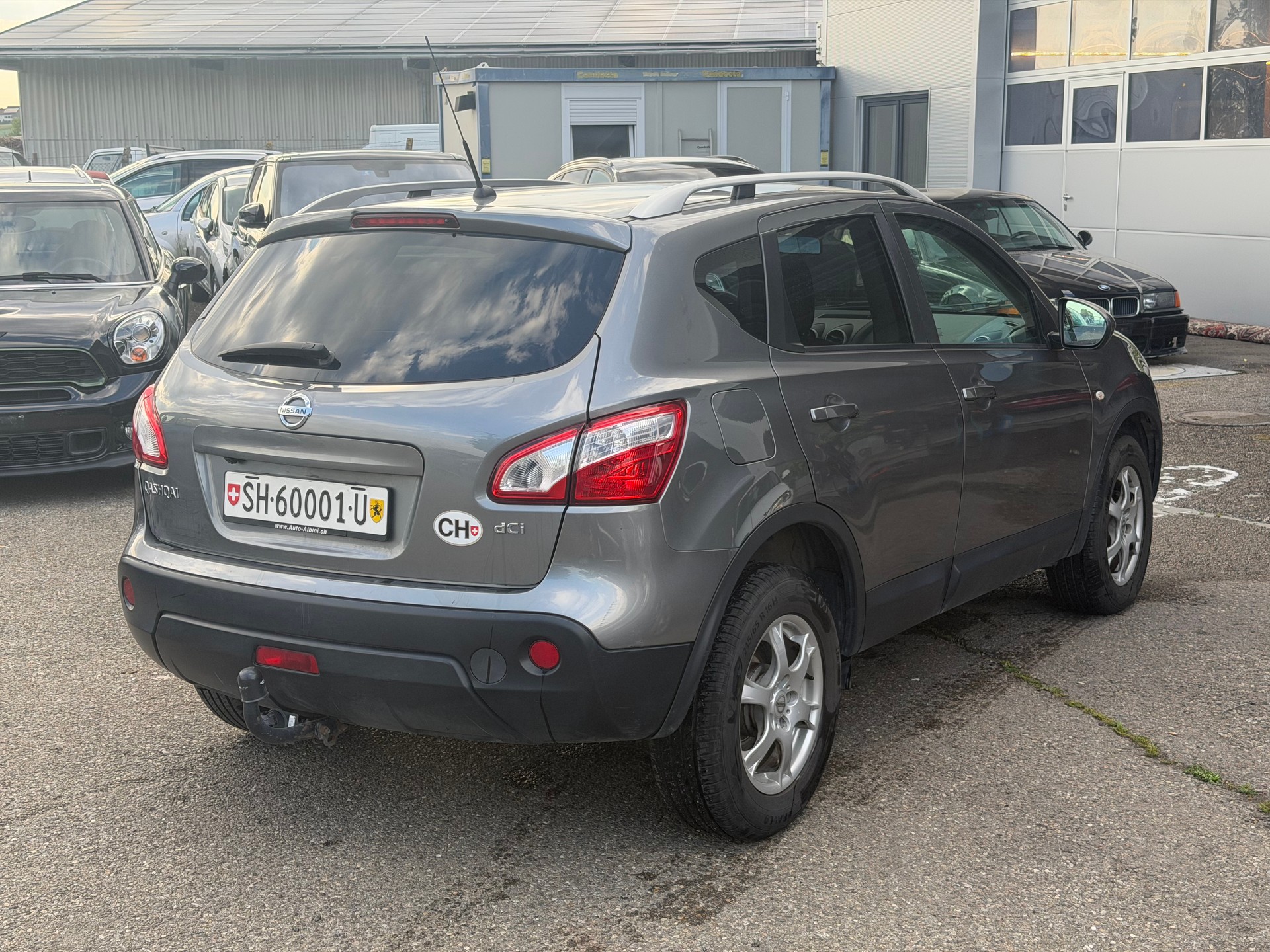 NISSAN Qashqai 2.0 dCi 4WD tekna Automatic-image-3