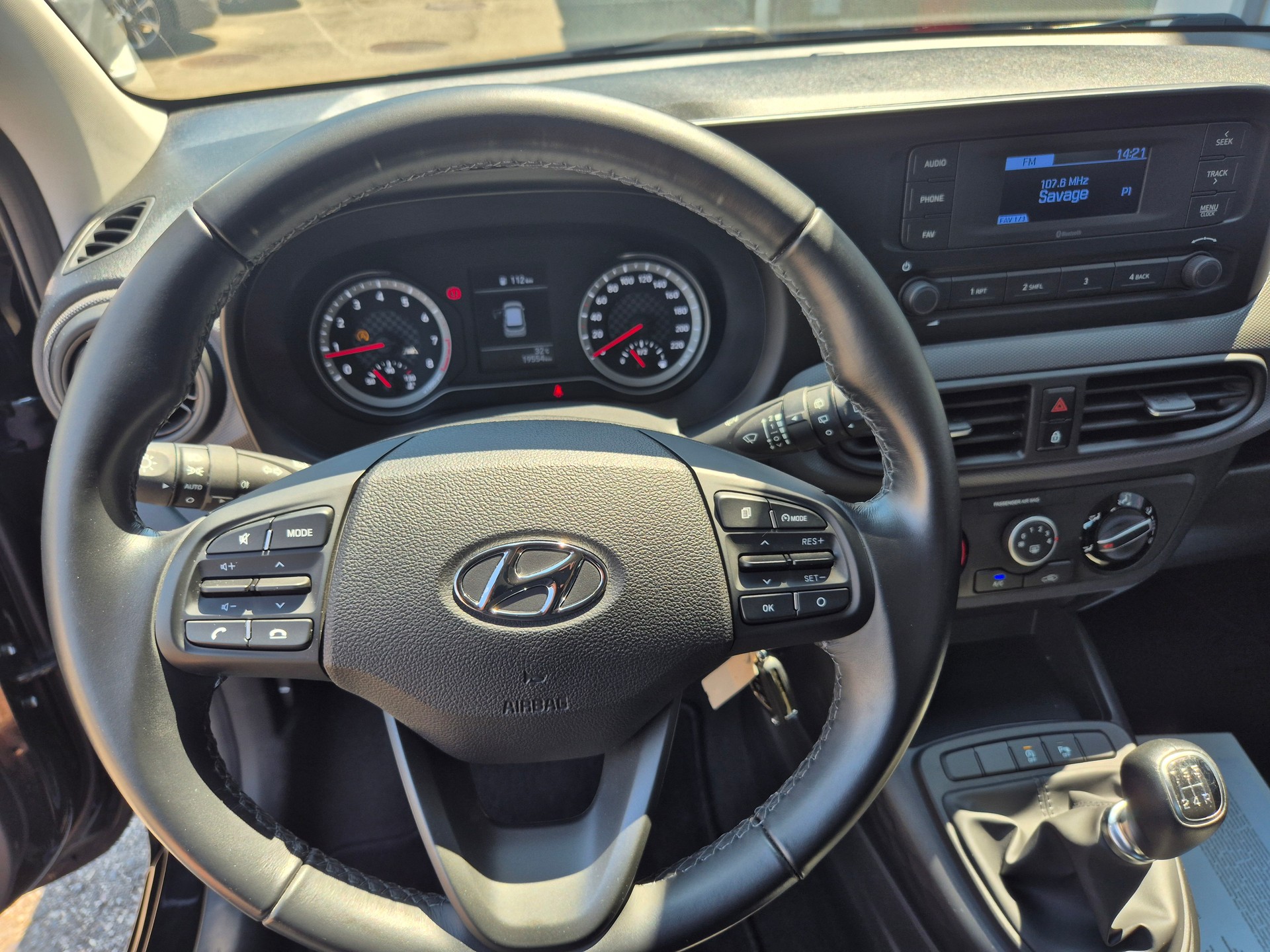 HYUNDAI i10 1.0 Origo-image-10
