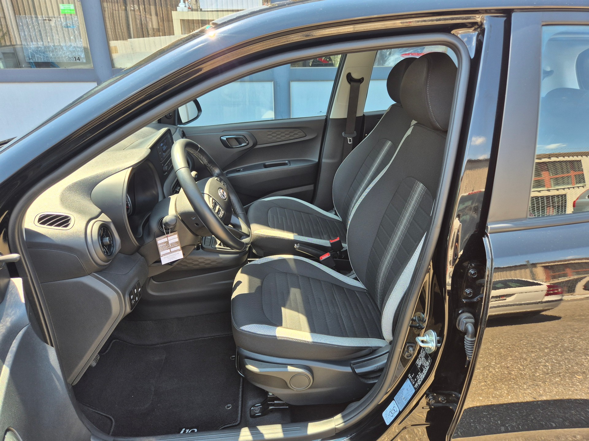HYUNDAI i10 1.0 Origo-image-9