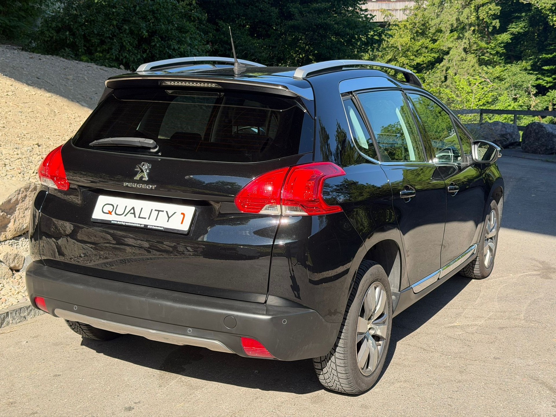PEUGEOT 2008 1.6 VTI Allure Automatic-image-4