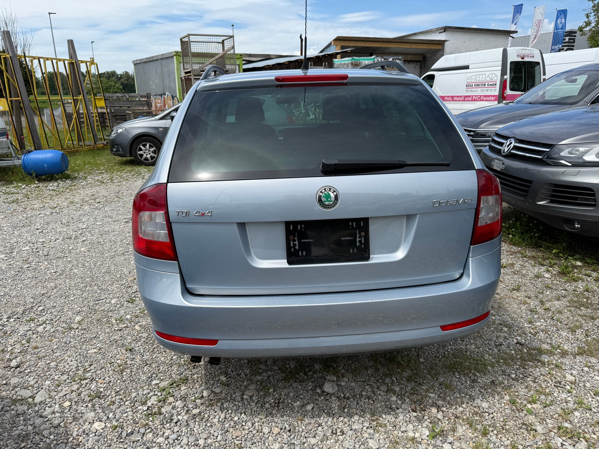 SKODA Octavia Combi 1.6 TDI Swiss Adventure 4x4-image-1
