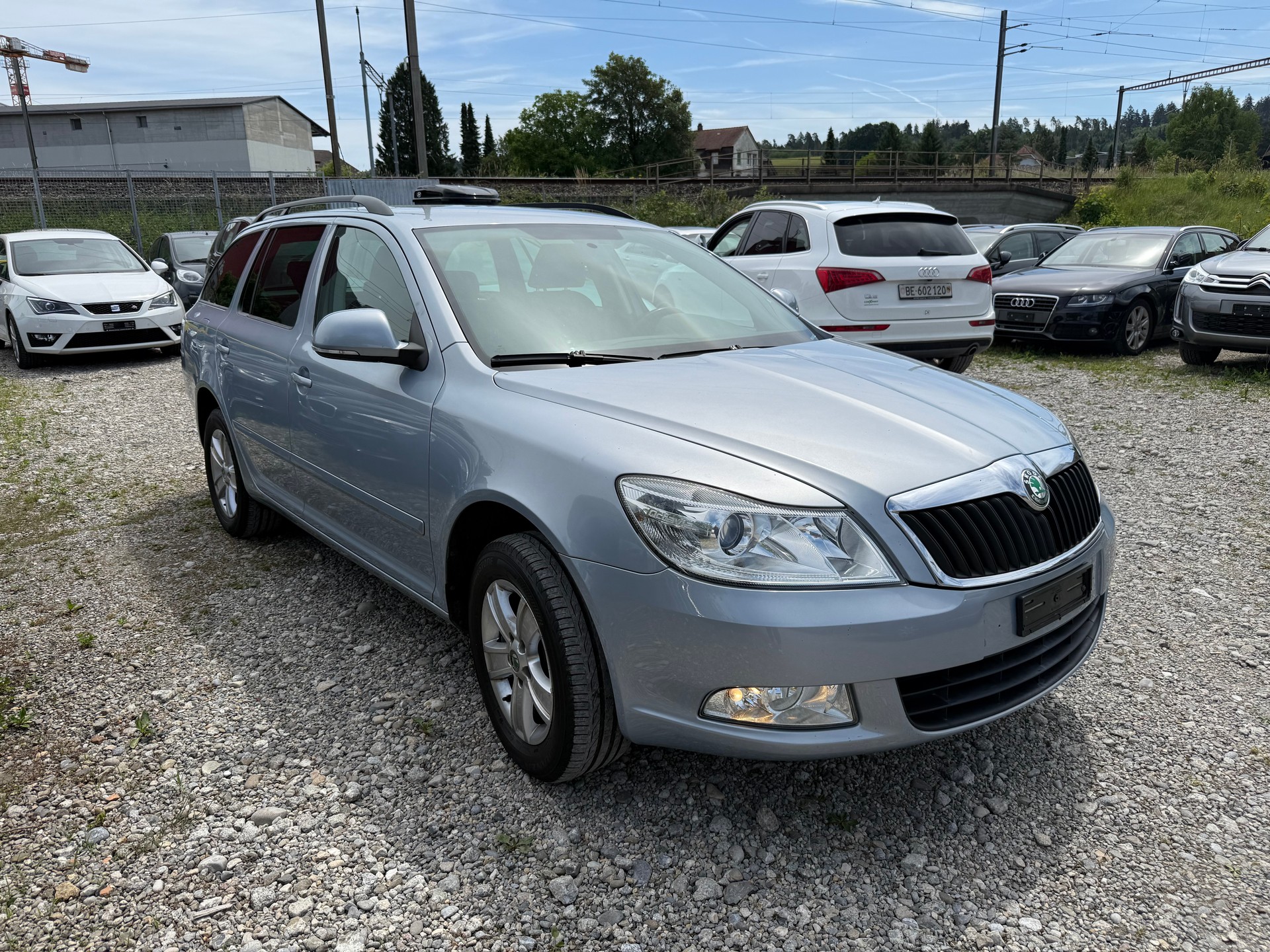 SKODA Octavia Combi 1.6 TDI Swiss Adventure 4x4-image-3