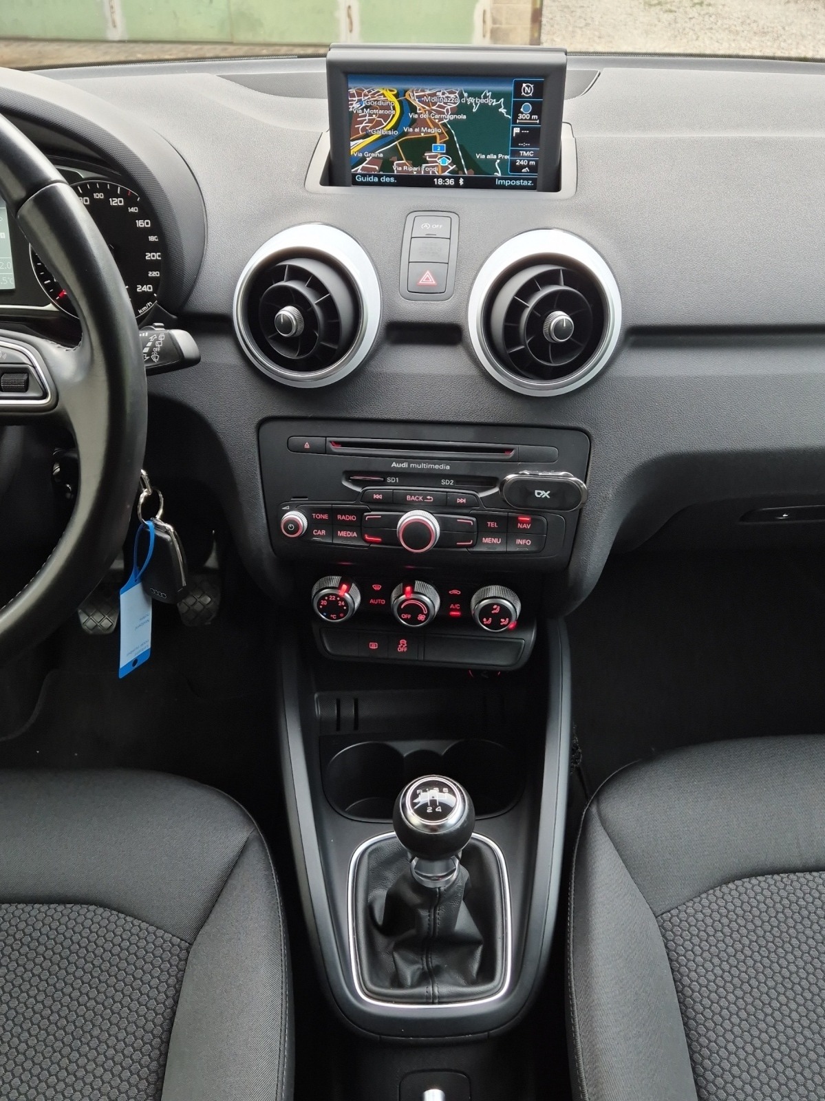 AUDI A1 Sportback 1.2 TFSI S-LINE-image-11