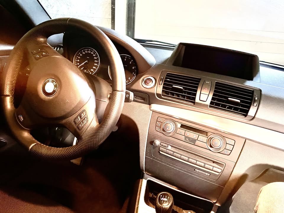 BMW 135i-image-4